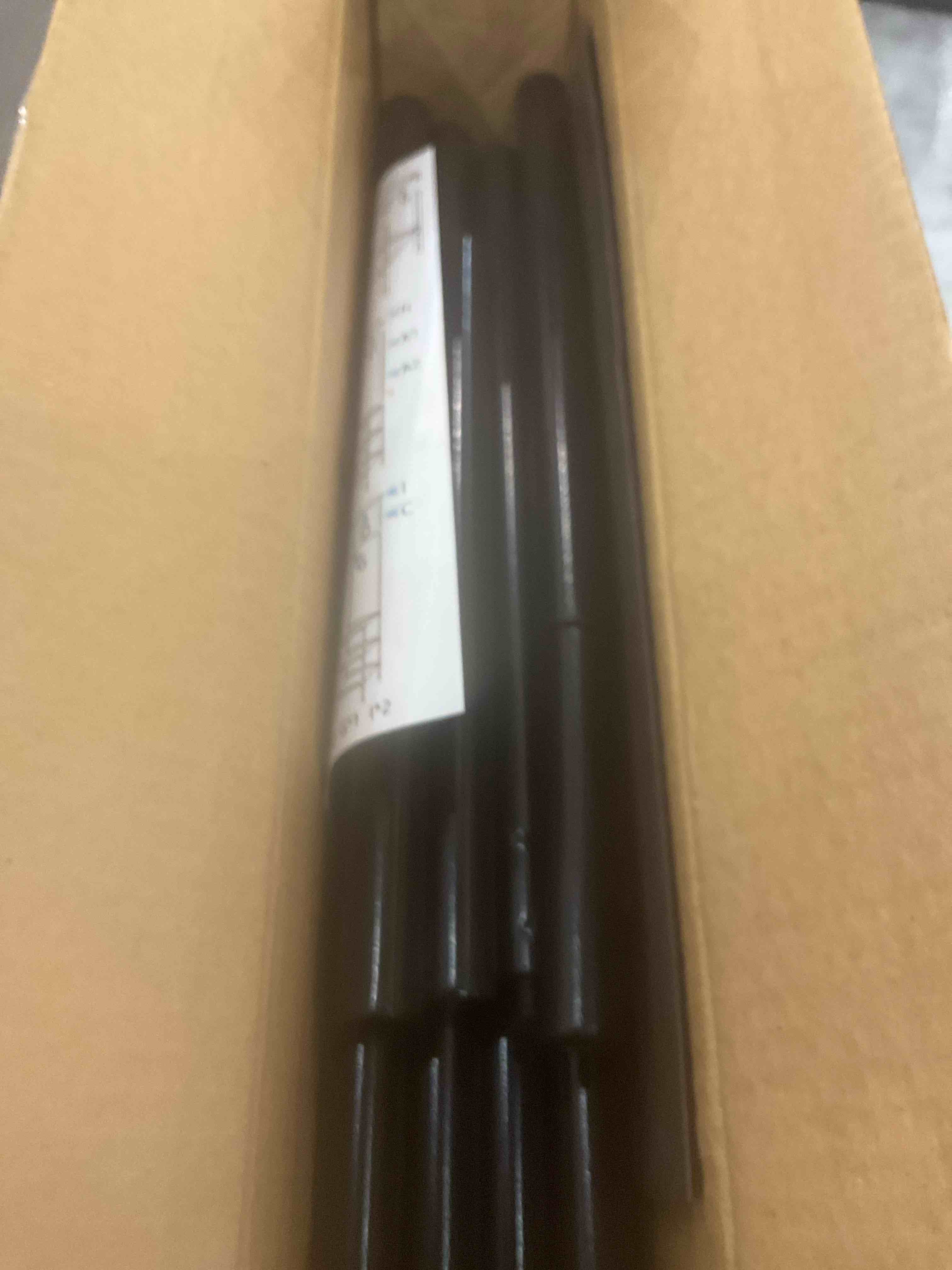 https://s3.amazonaws.com/lotting-images-prod/bidfta/EXS00767168_1702497436883.jpeg