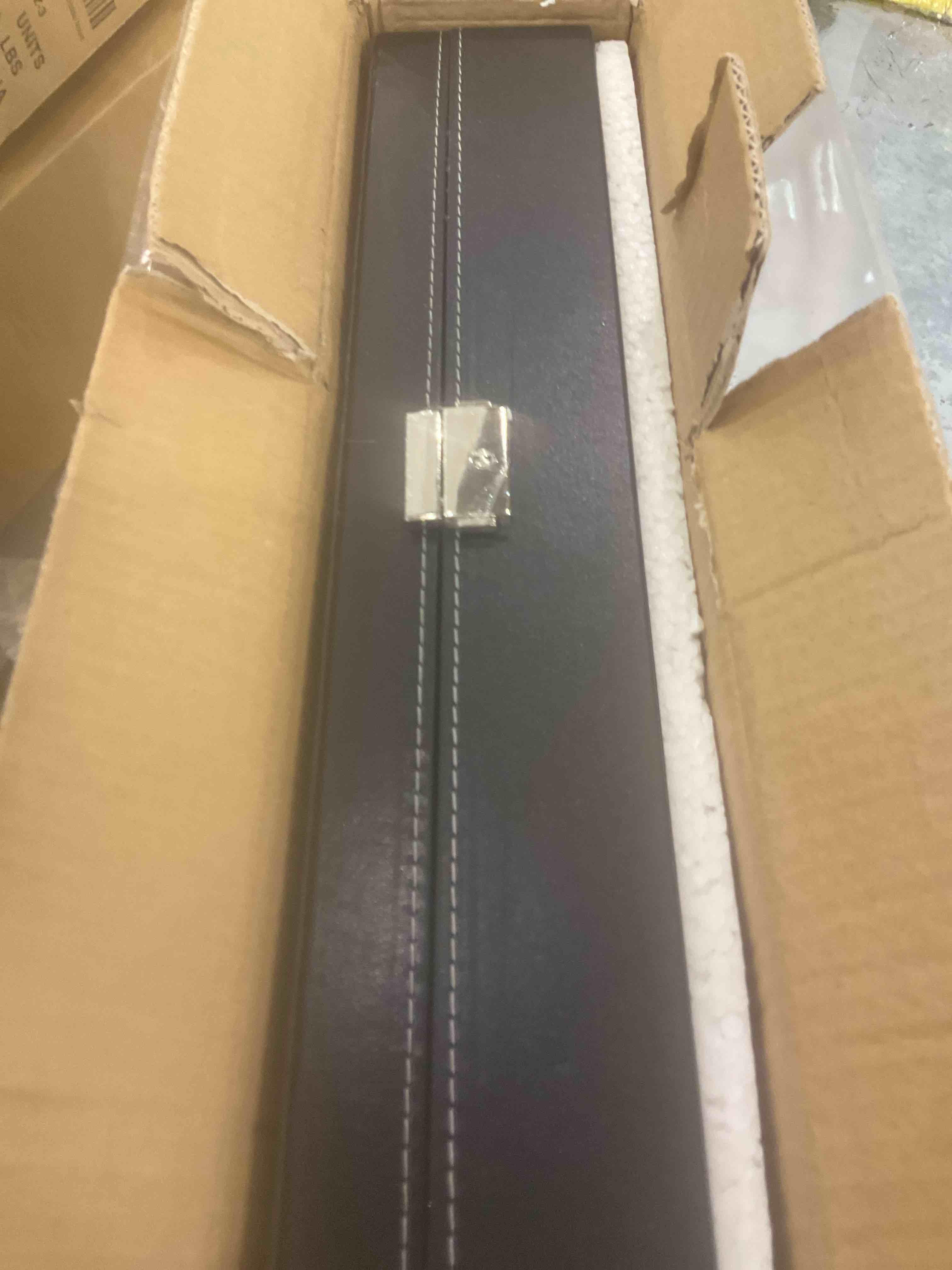 https://s3.amazonaws.com/lotting-images-prod/bidfta/EXS00767274_1702575711820.jpeg
