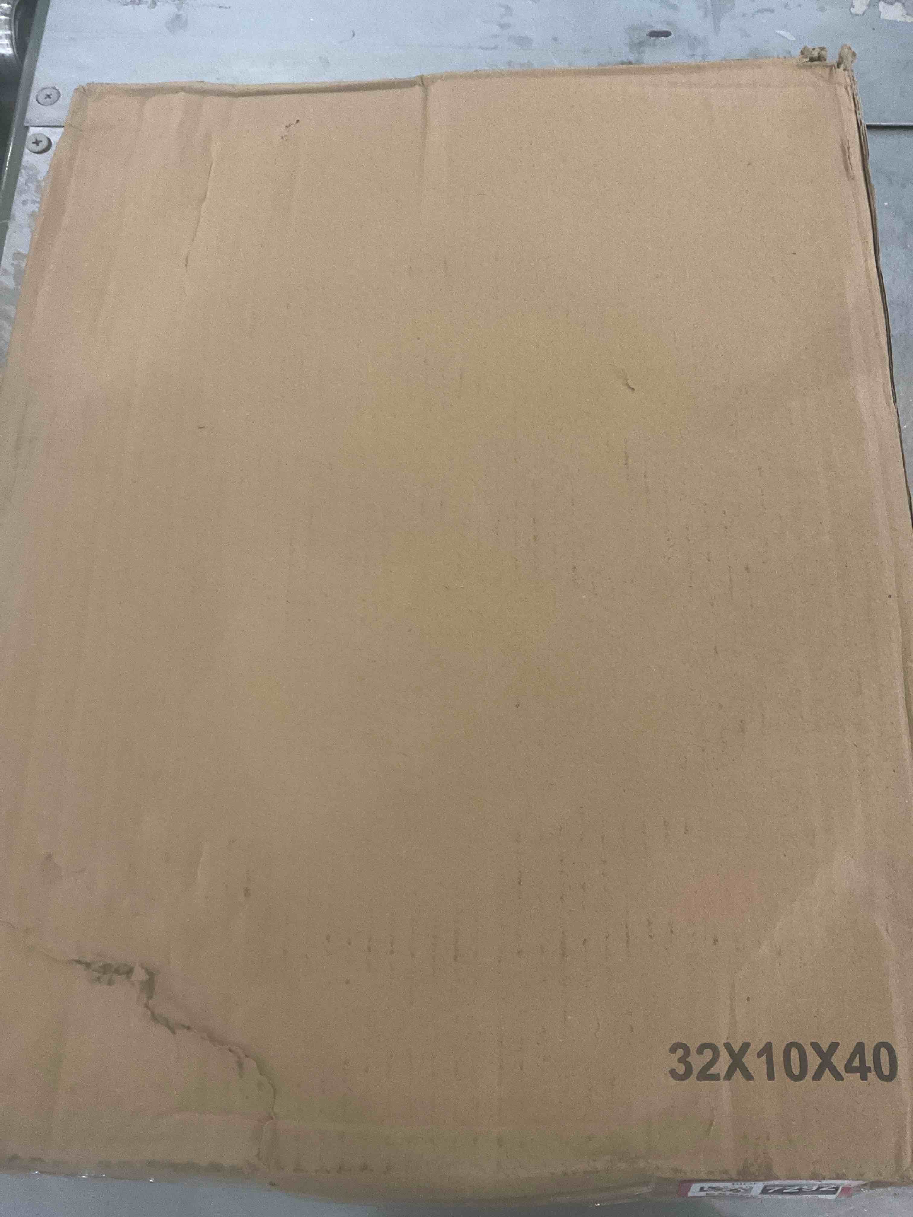 https://s3.amazonaws.com/lotting-images-prod/bidfta/EXS00767292_1702577566325.jpeg