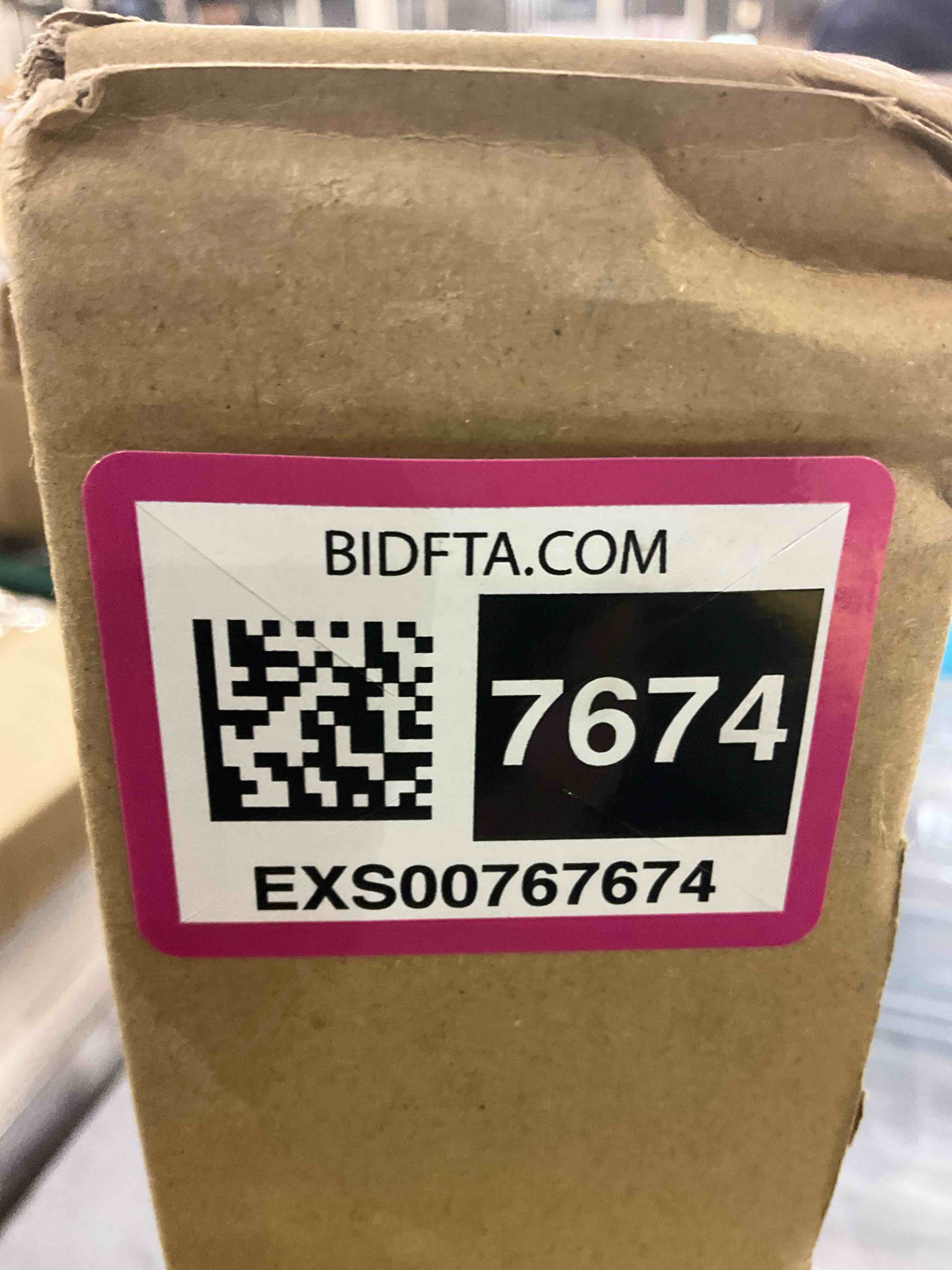 https://s3.amazonaws.com/lotting-images-prod/bidfta/EXS00767674_1701088095670.jpeg