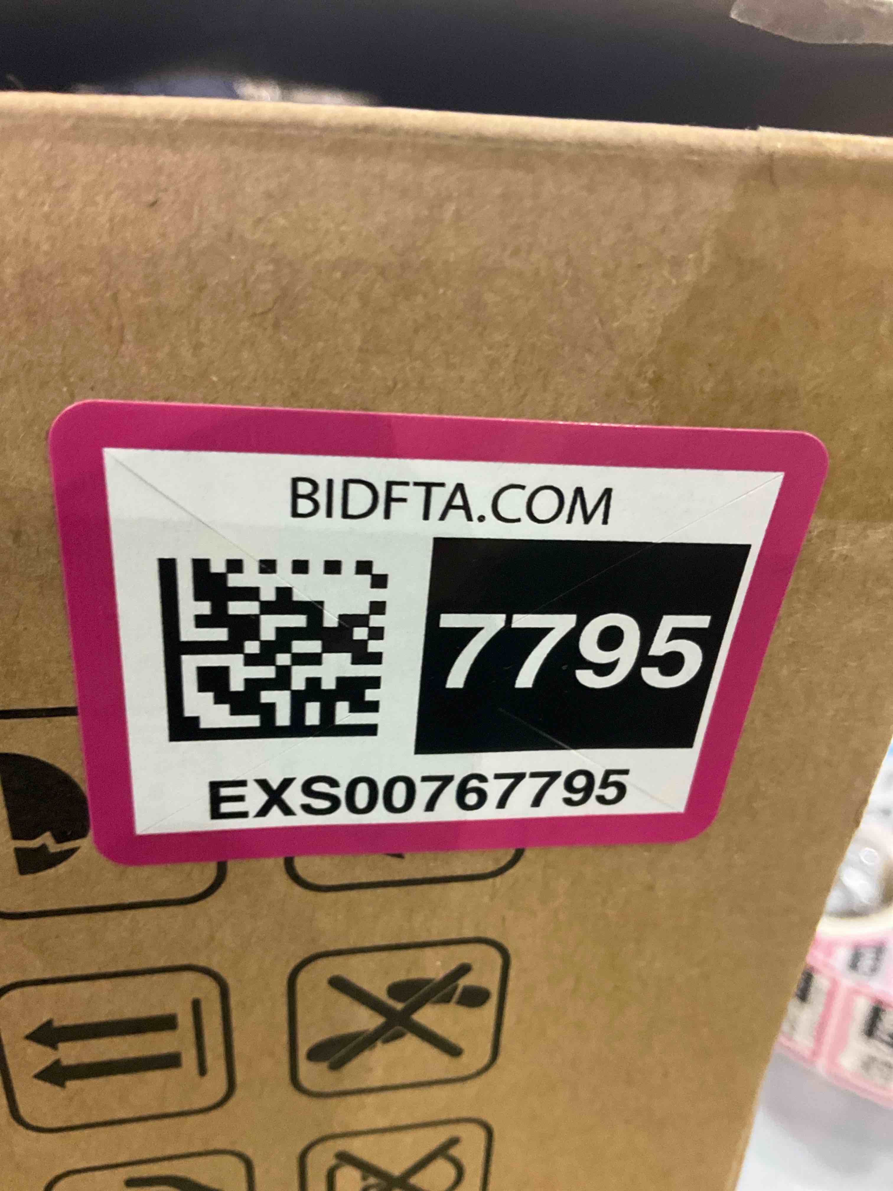 https://s3.amazonaws.com/lotting-images-prod/bidfta/EXS00767795_1701114914126.jpeg