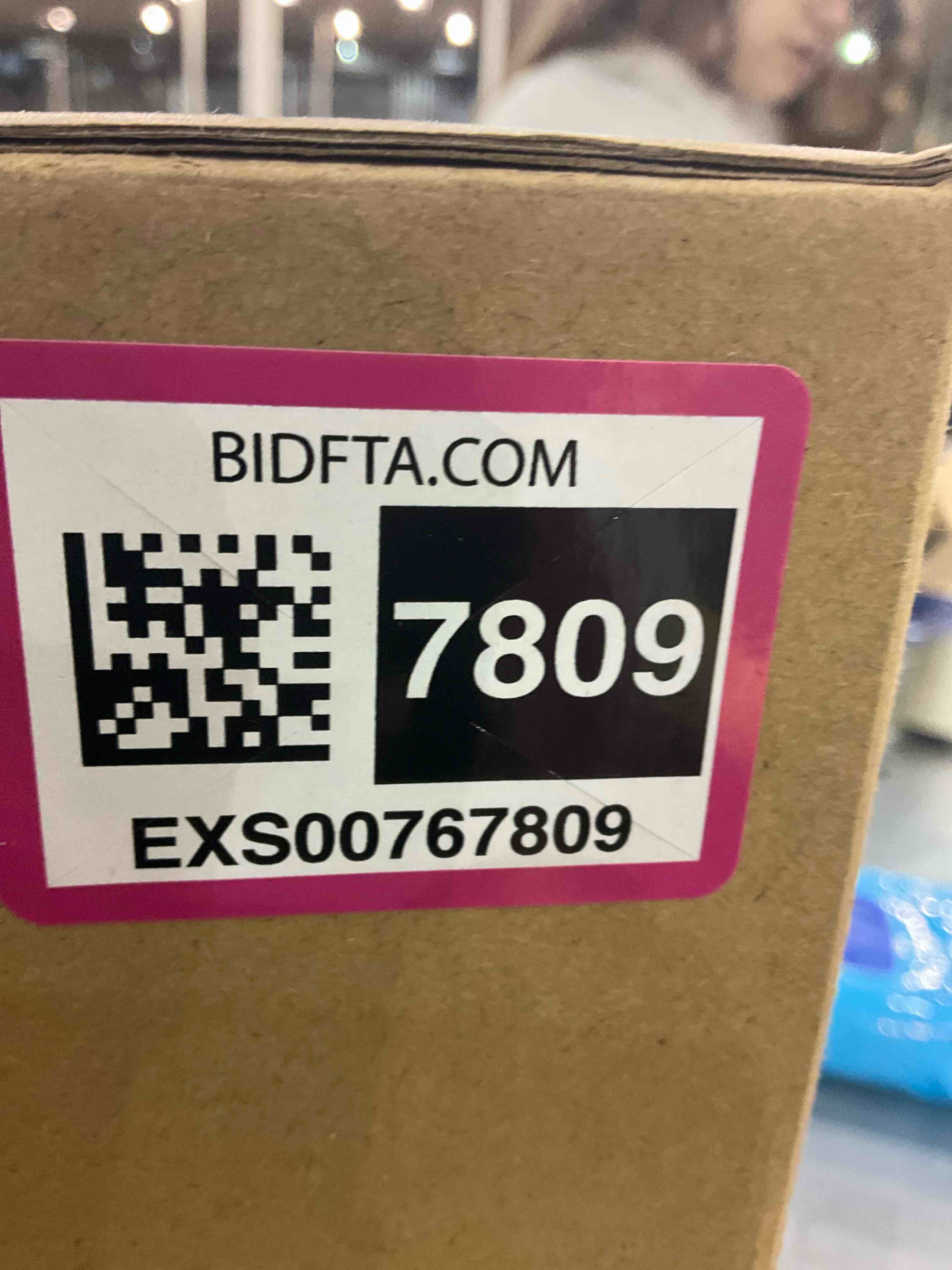https://s3.amazonaws.com/lotting-images-prod/bidfta/EXS00767809_1701173681872.jpeg