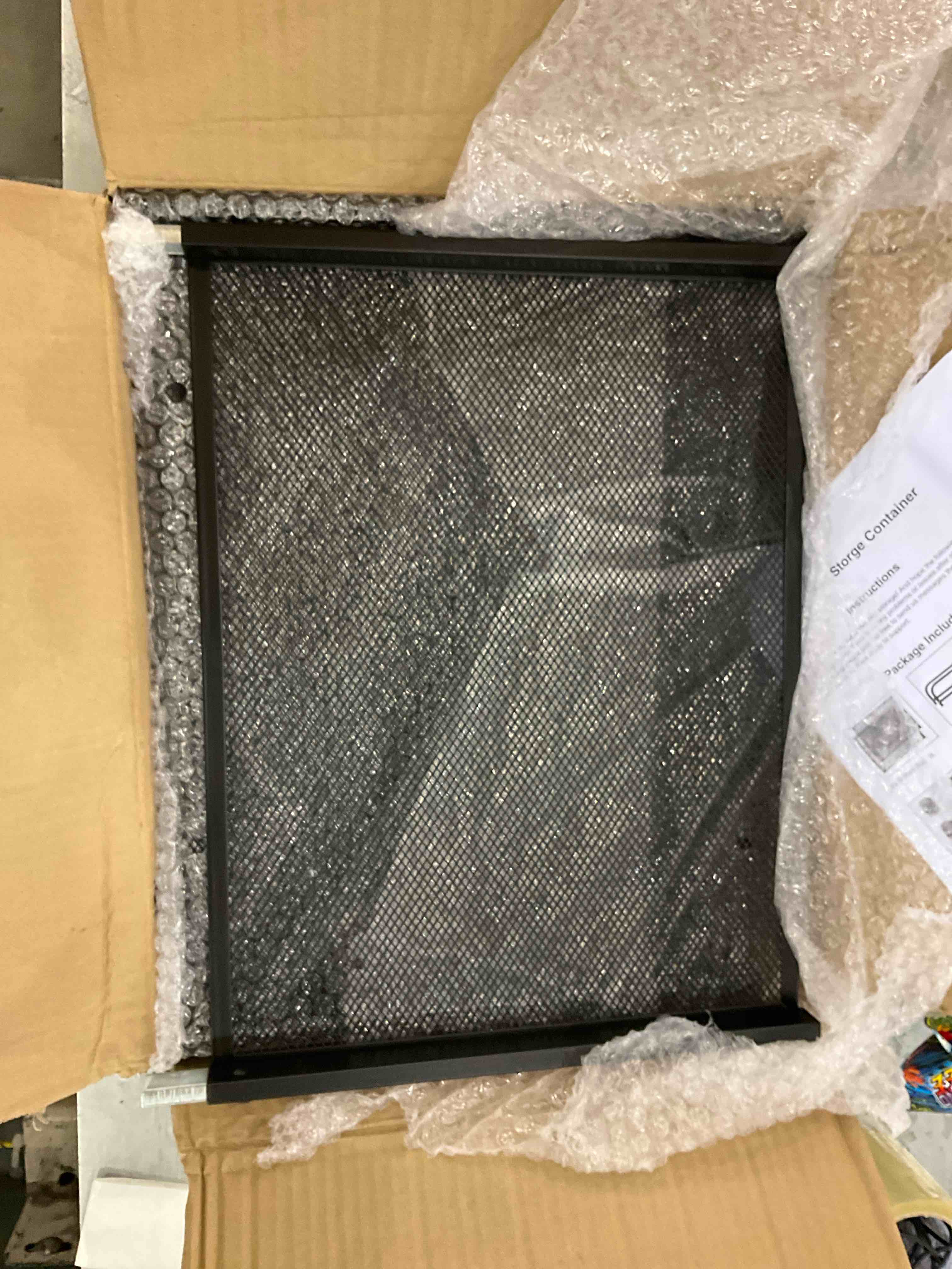 https://s3.amazonaws.com/lotting-images-prod/bidfta/EXS00768343_1702048807370.jpeg