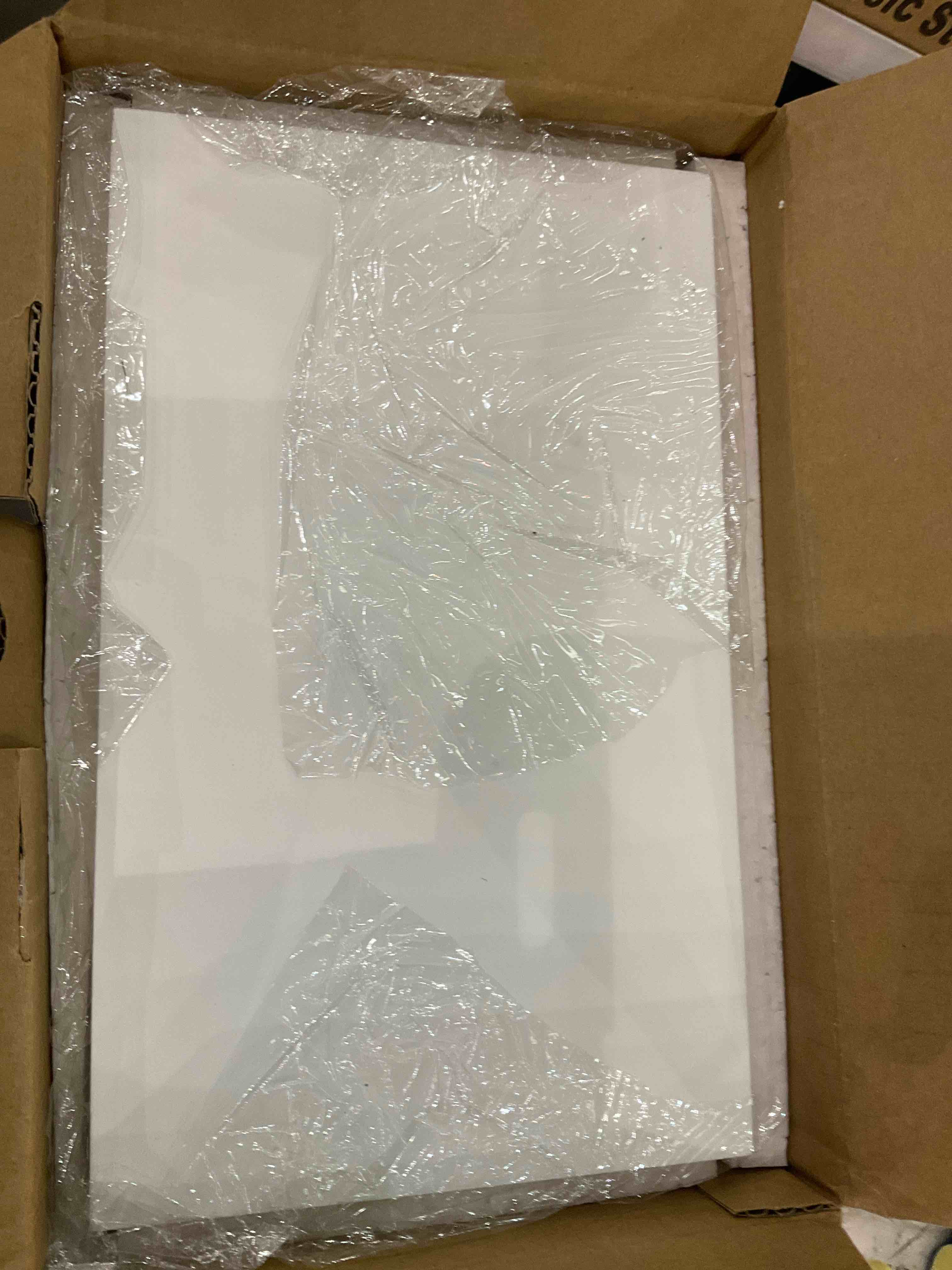 https://s3.amazonaws.com/lotting-images-prod/bidfta/EXS00768806_1700668484432.jpeg