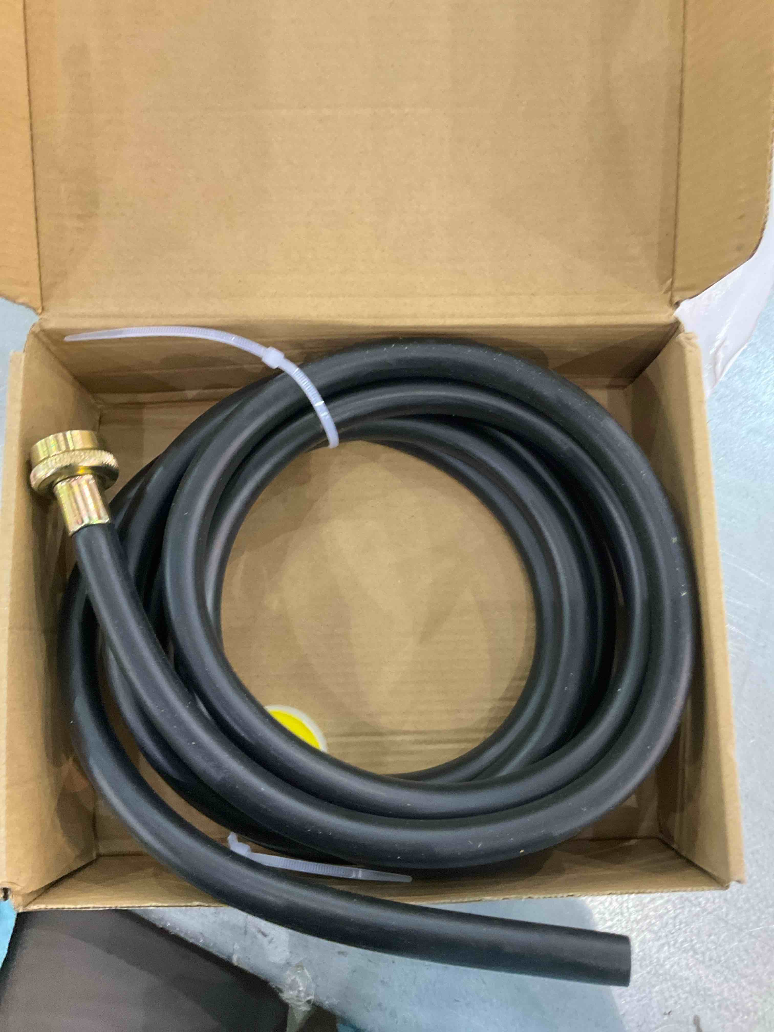 https://s3.amazonaws.com/lotting-images-prod/bidfta/EXS00768813_1700669045409.jpeg