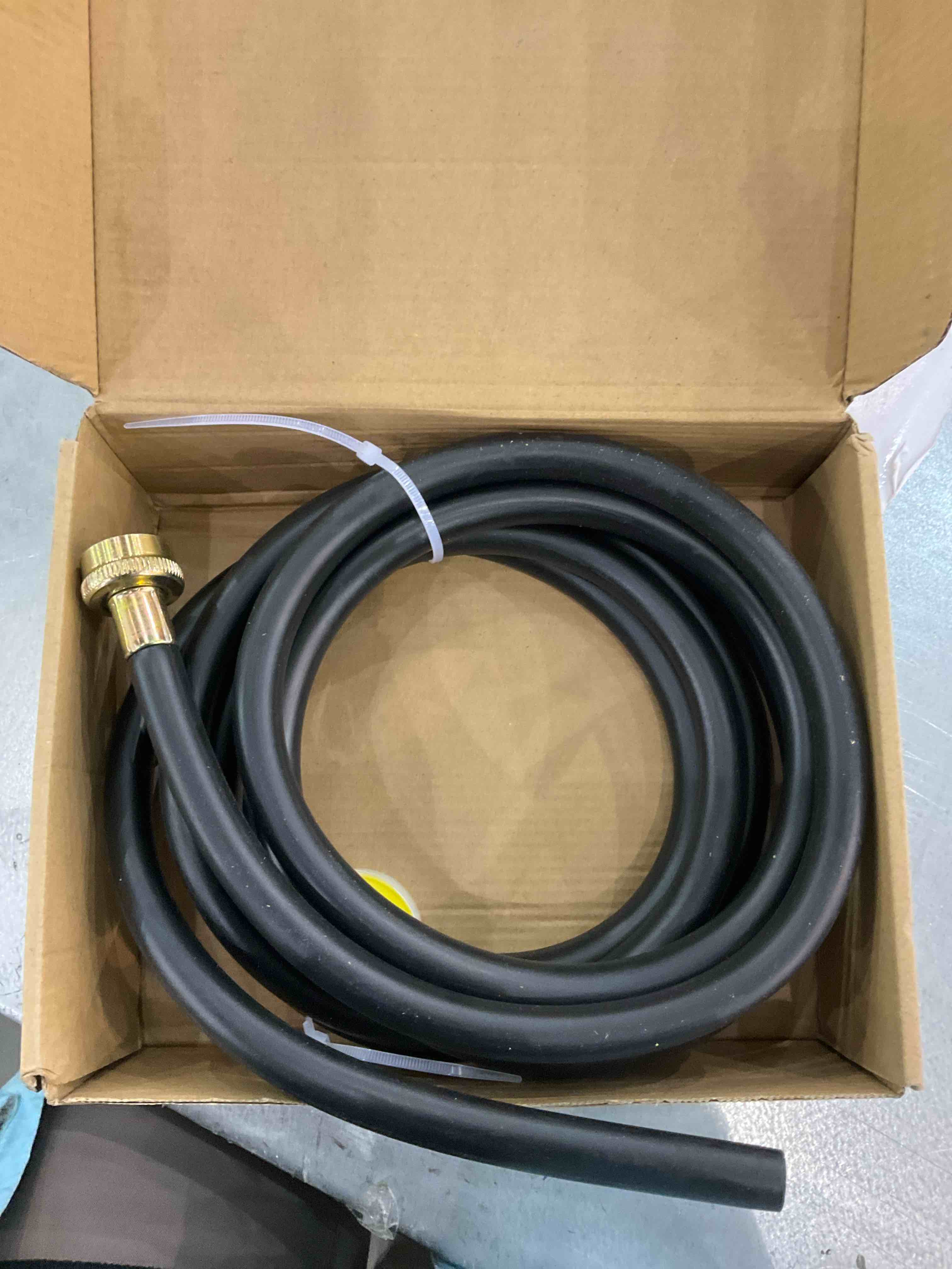 https://s3.amazonaws.com/lotting-images-prod/bidfta/EXS00768813_1700669046516.jpeg