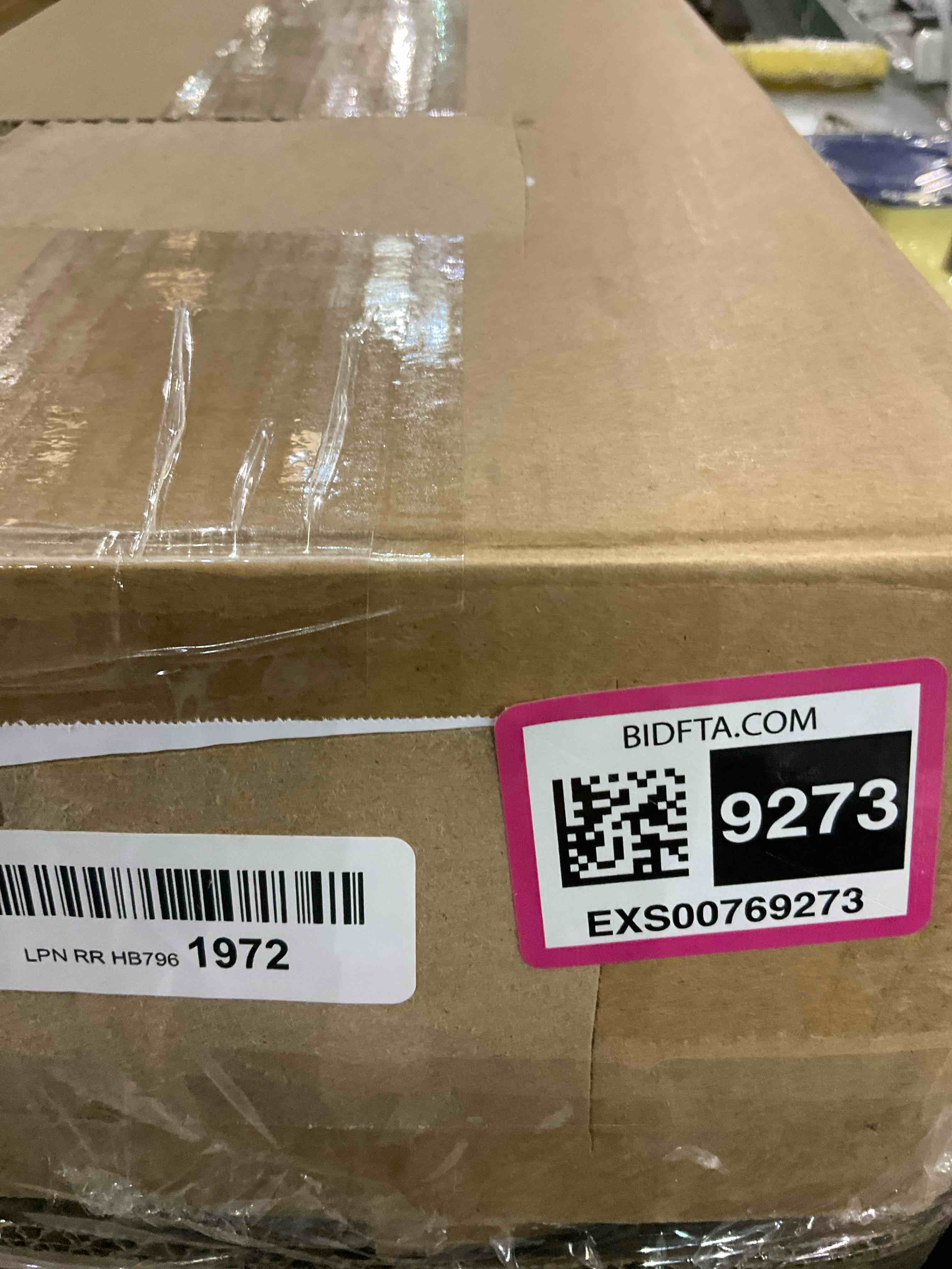 https://s3.amazonaws.com/lotting-images-prod/bidfta/EXS00769273_1701873836142.jpeg
