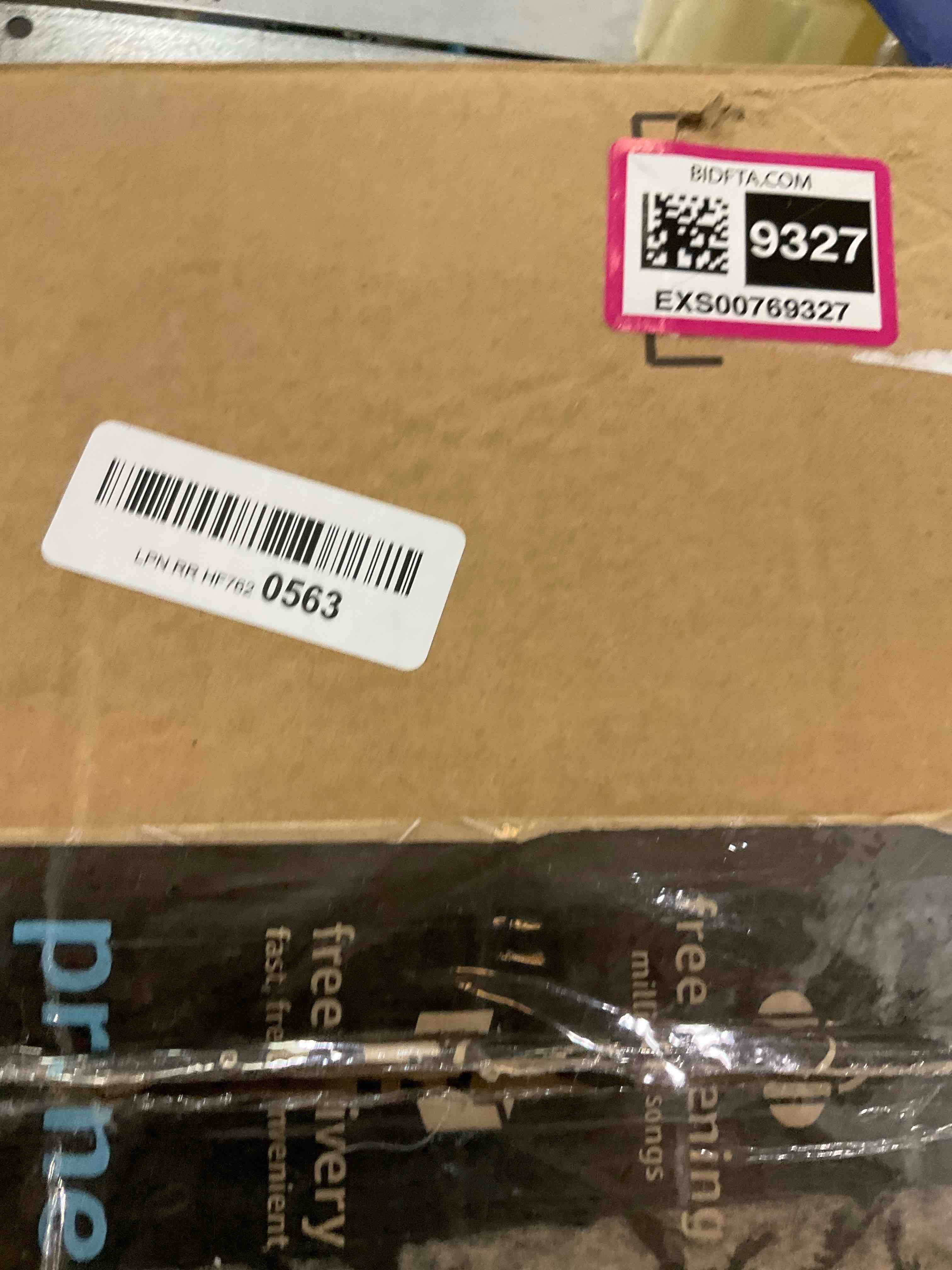 https://s3.amazonaws.com/lotting-images-prod/bidfta/EXS00769327_1701884781384.jpeg
