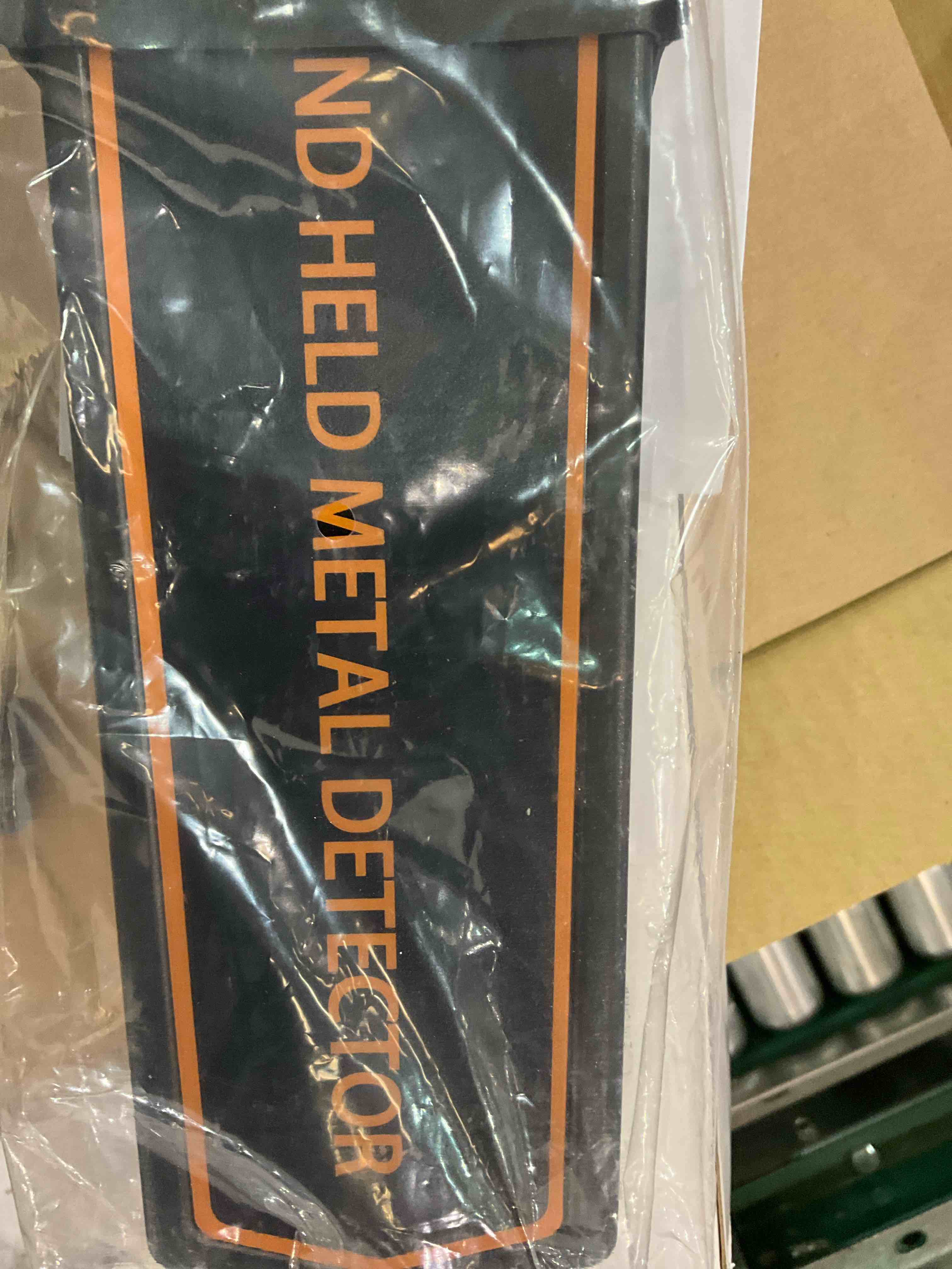 https://s3.amazonaws.com/lotting-images-prod/bidfta/EXS00770248_1701962200423.jpeg