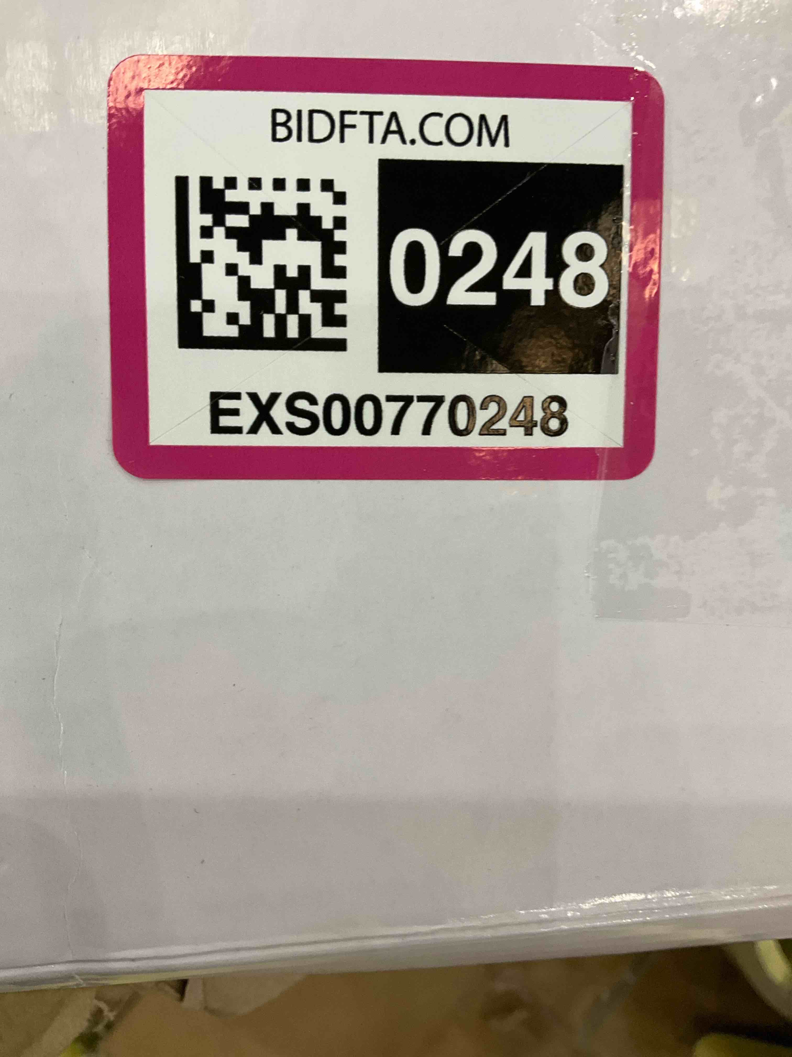 https://s3.amazonaws.com/lotting-images-prod/bidfta/EXS00770248_1701962252970.jpeg