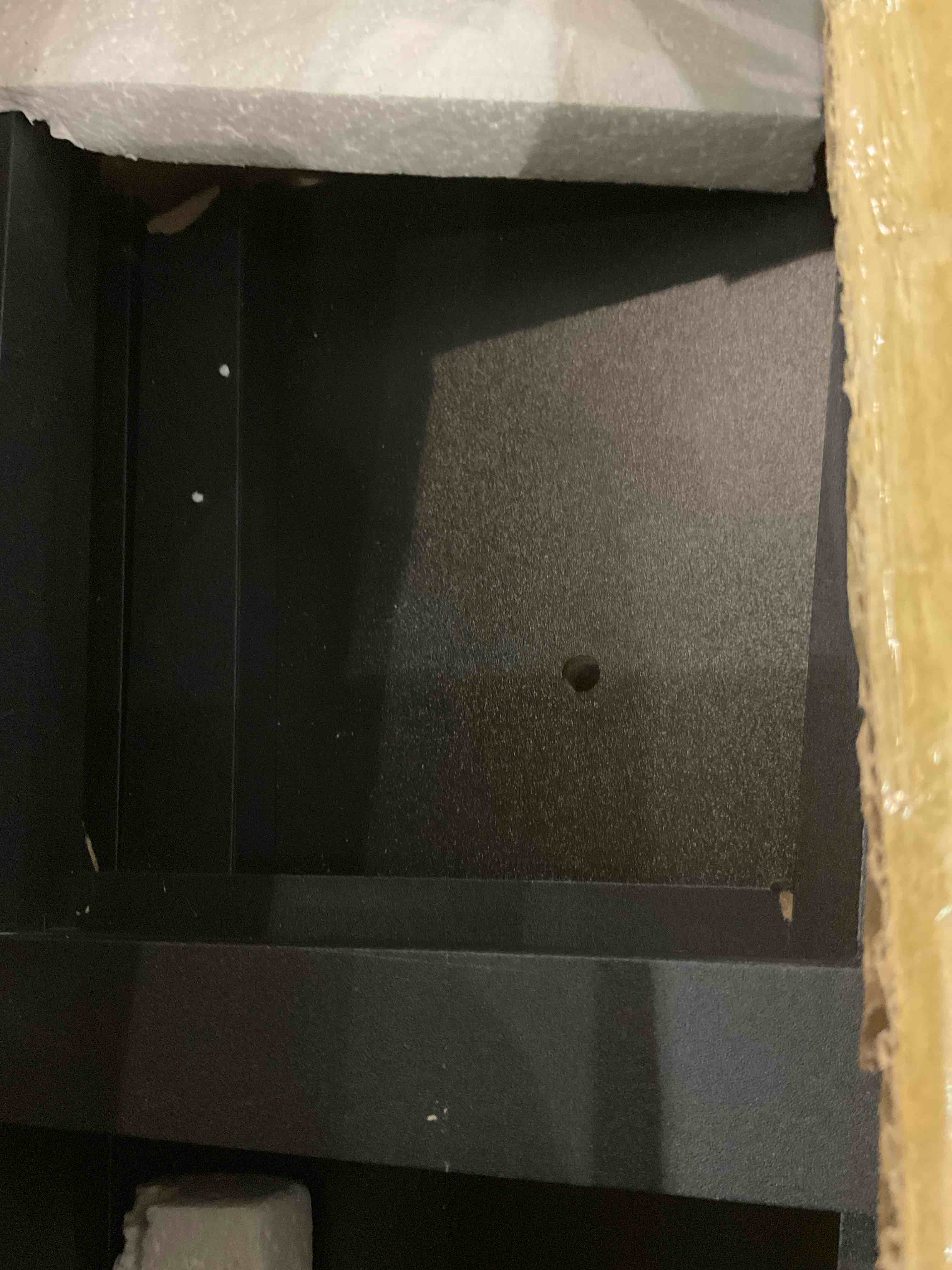 https://s3.amazonaws.com/lotting-images-prod/bidfta/EXS00770461_1702388129527.jpeg