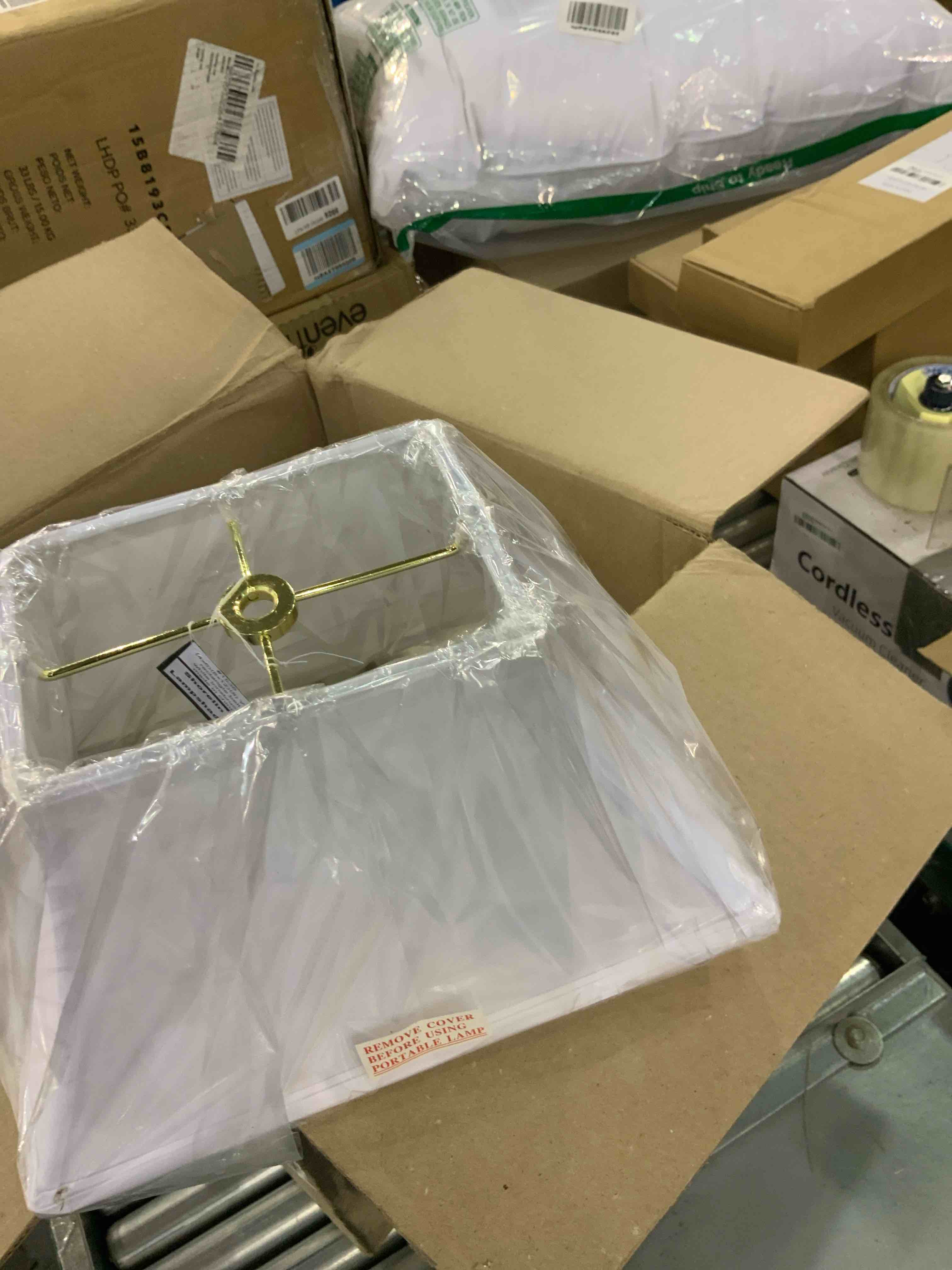 https://s3.amazonaws.com/lotting-images-prod/bidfta/EXS00770694_1701695990340.jpeg