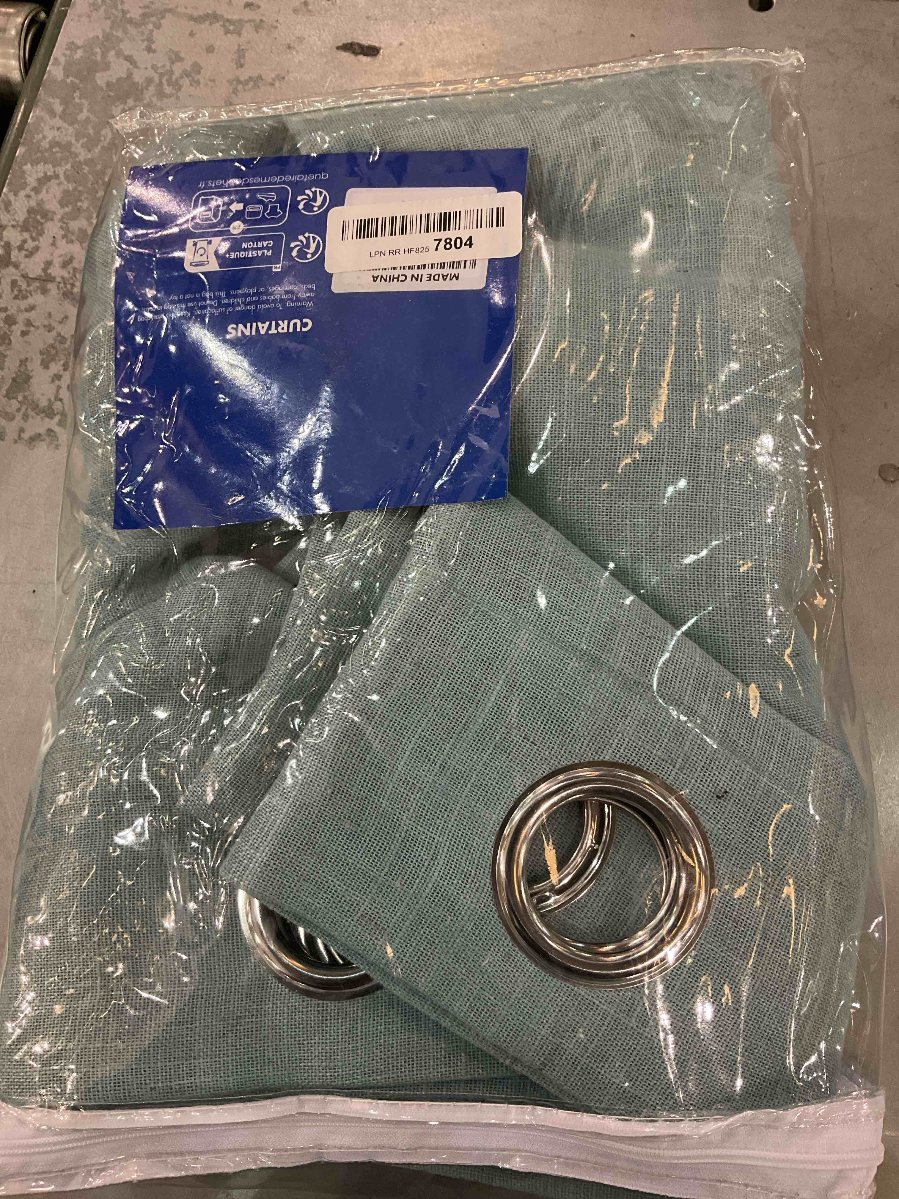 https://s3.amazonaws.com/lotting-images-prod/bidfta/EXS00771636_1701978768777.jpeg