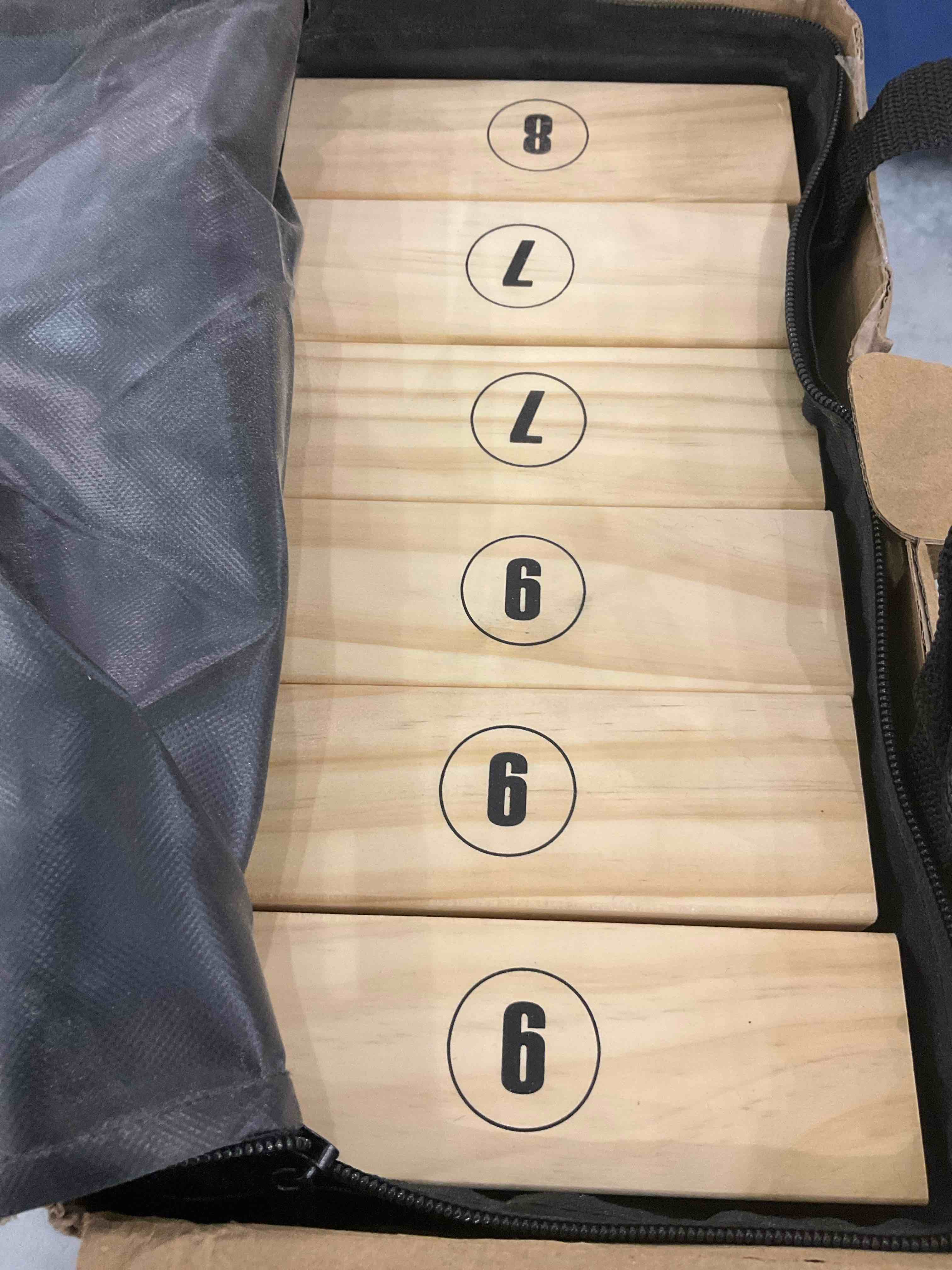 https://s3.amazonaws.com/lotting-images-prod/bidfta/EXS00771924_1702396716237.jpeg