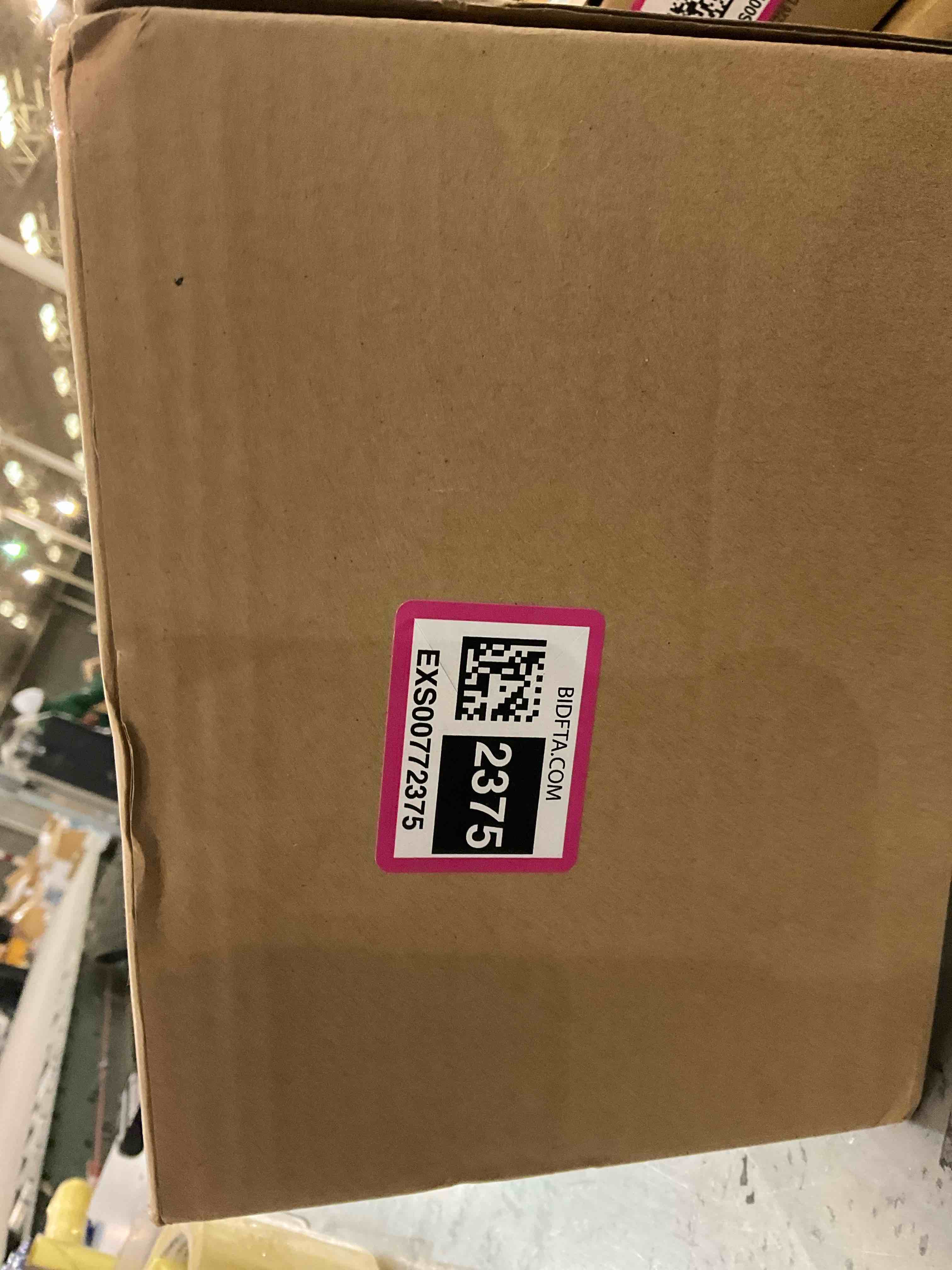 https://s3.amazonaws.com/lotting-images-prod/bidfta/EXS00772375_1702400053167.jpeg