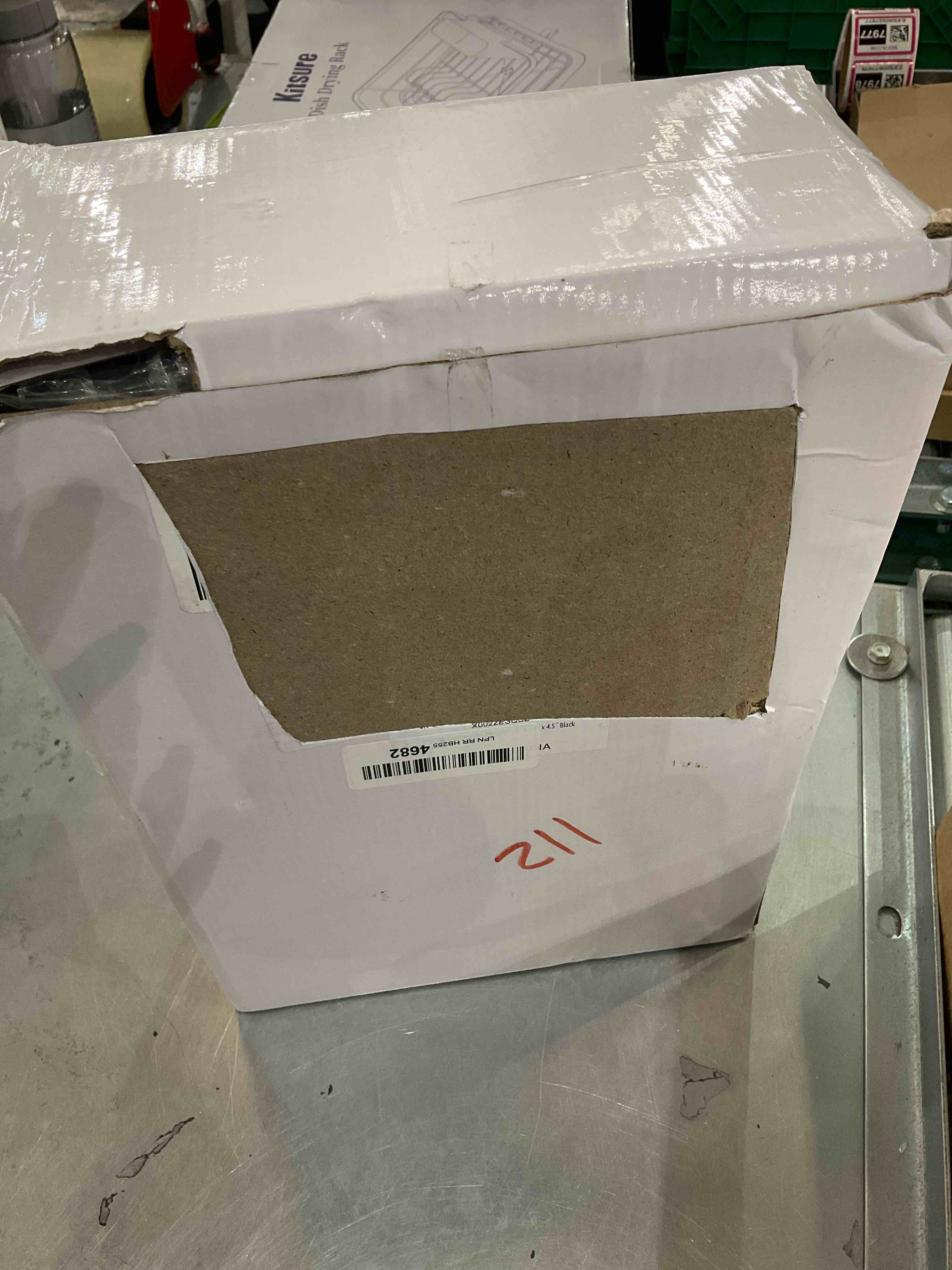 https://s3.amazonaws.com/lotting-images-prod/bidfta/EXS00772639_1701358279677.jpeg