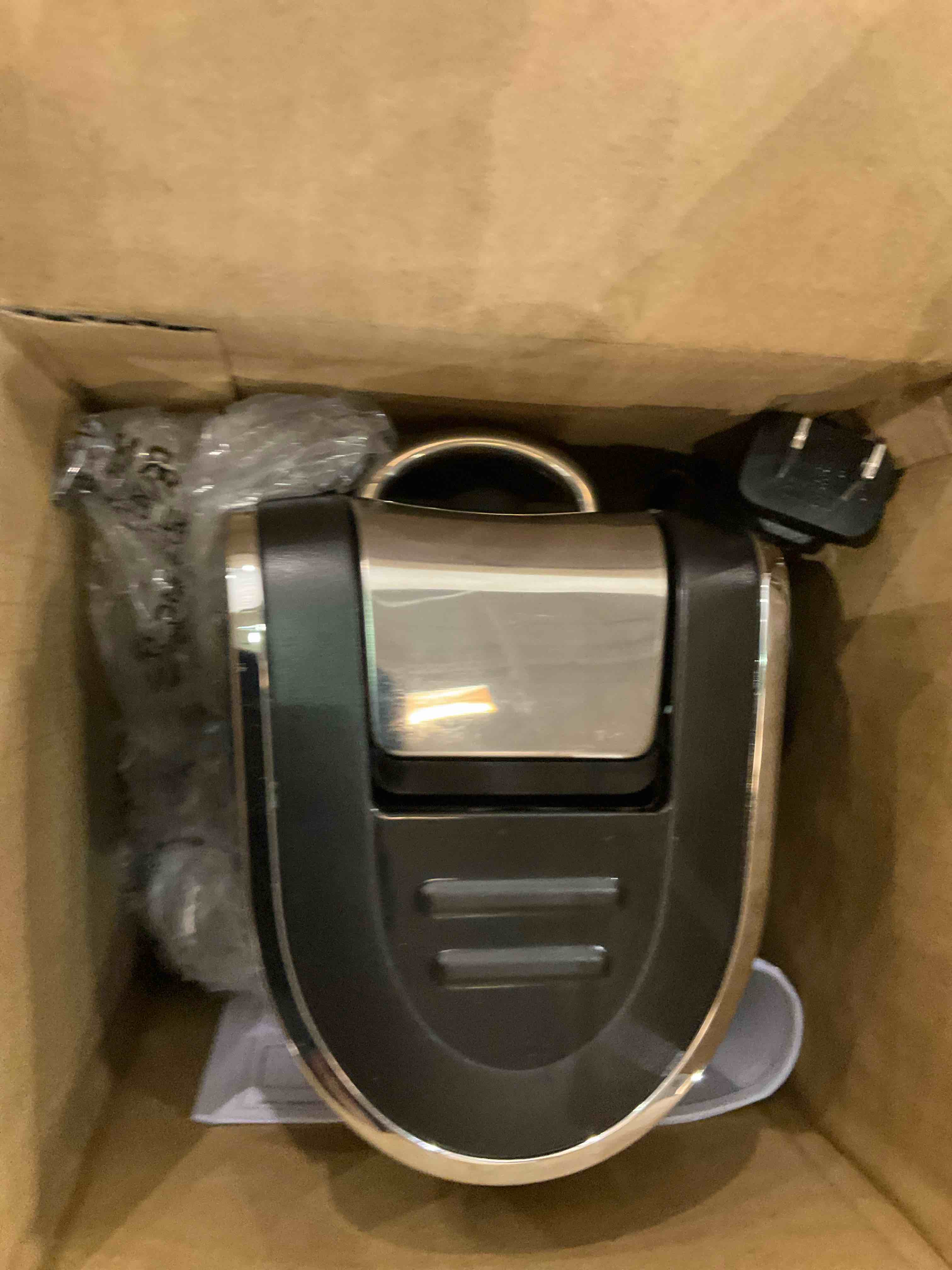 https://s3.amazonaws.com/lotting-images-prod/bidfta/EXS00774490_1701790349471.jpeg