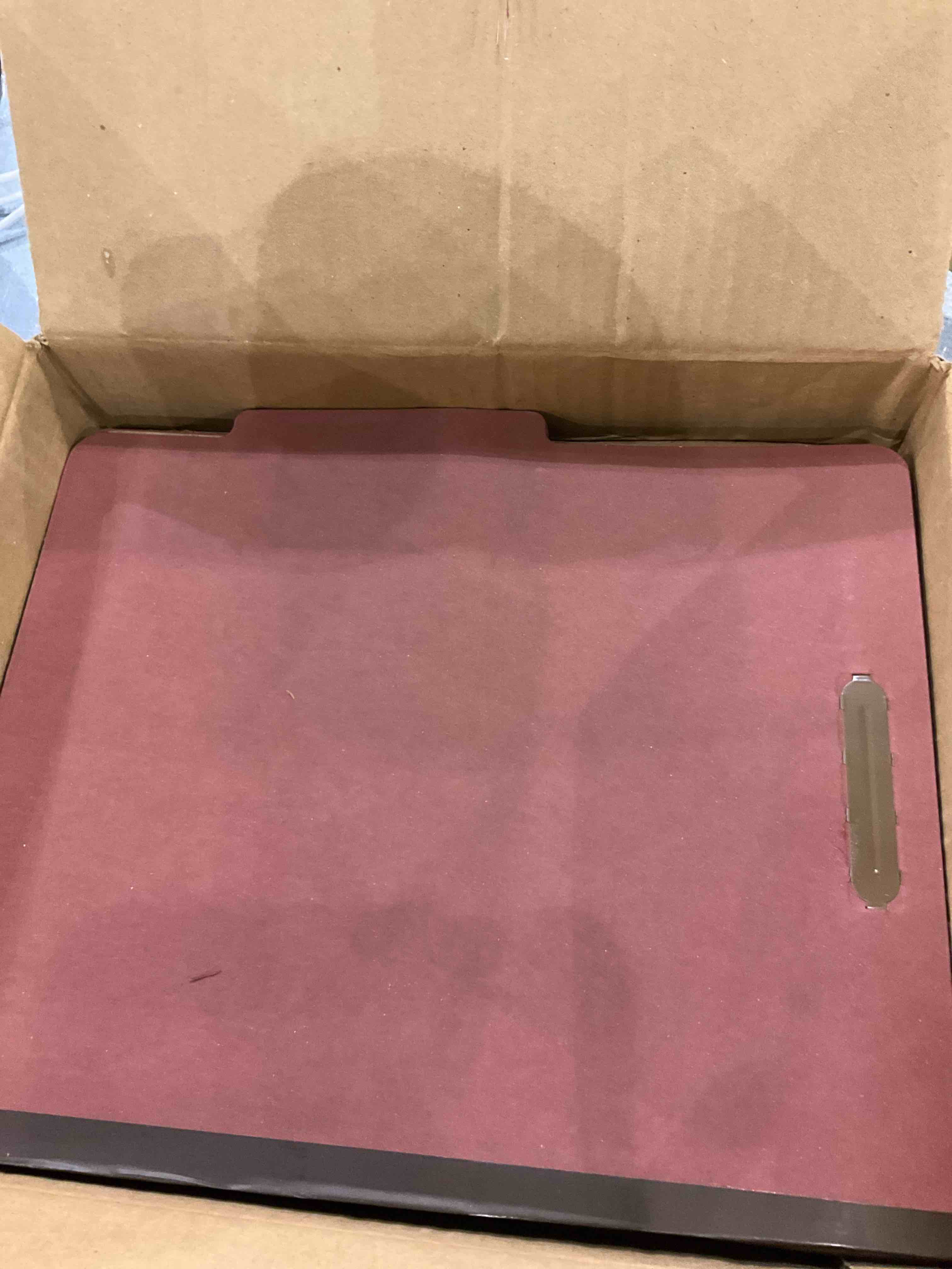 https://s3.amazonaws.com/lotting-images-prod/bidfta/EXS00774696_1701867116624.jpeg