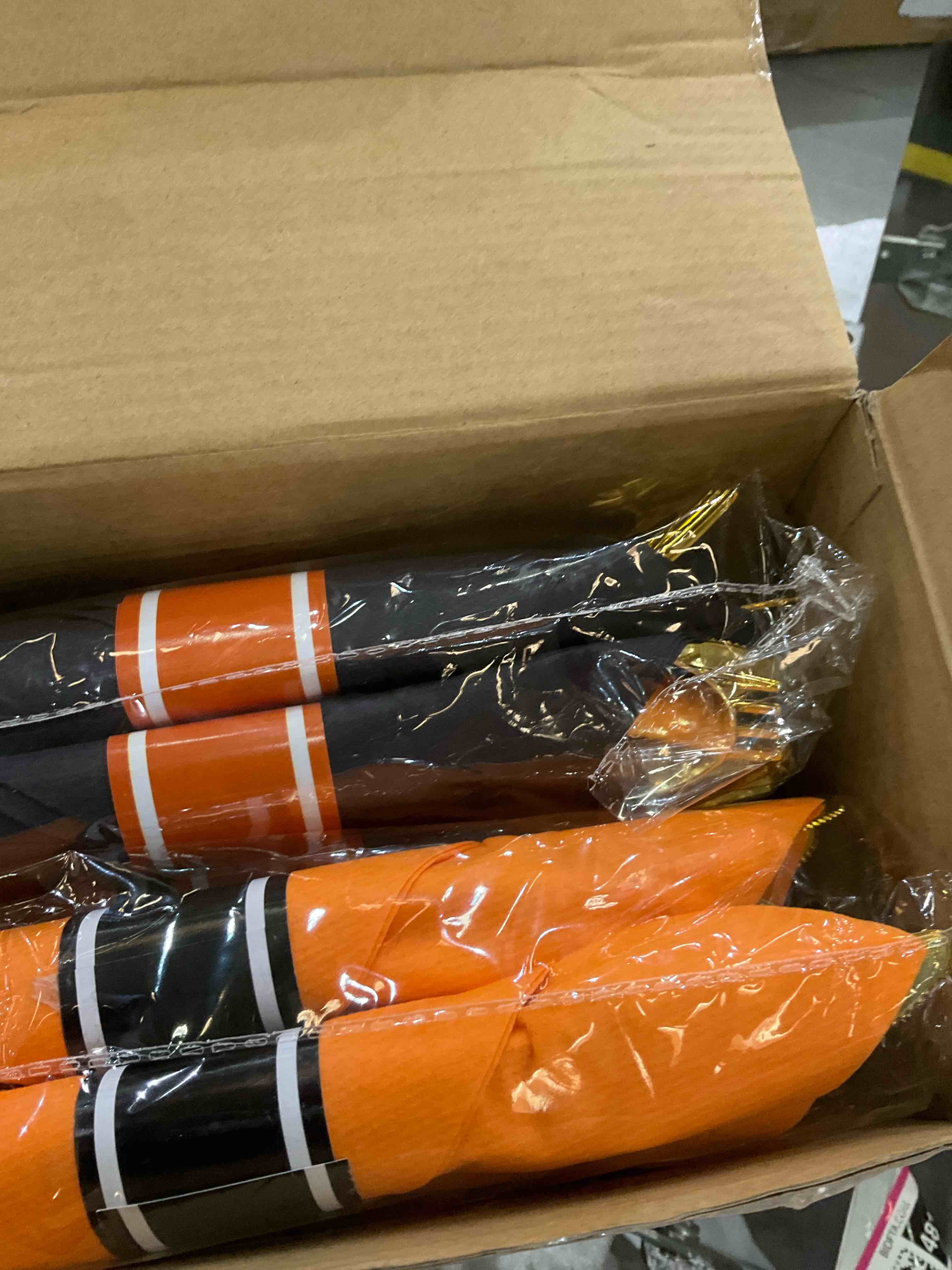 https://s3.amazonaws.com/lotting-images-prod/bidfta/EXS00774810_1701890750362.jpeg