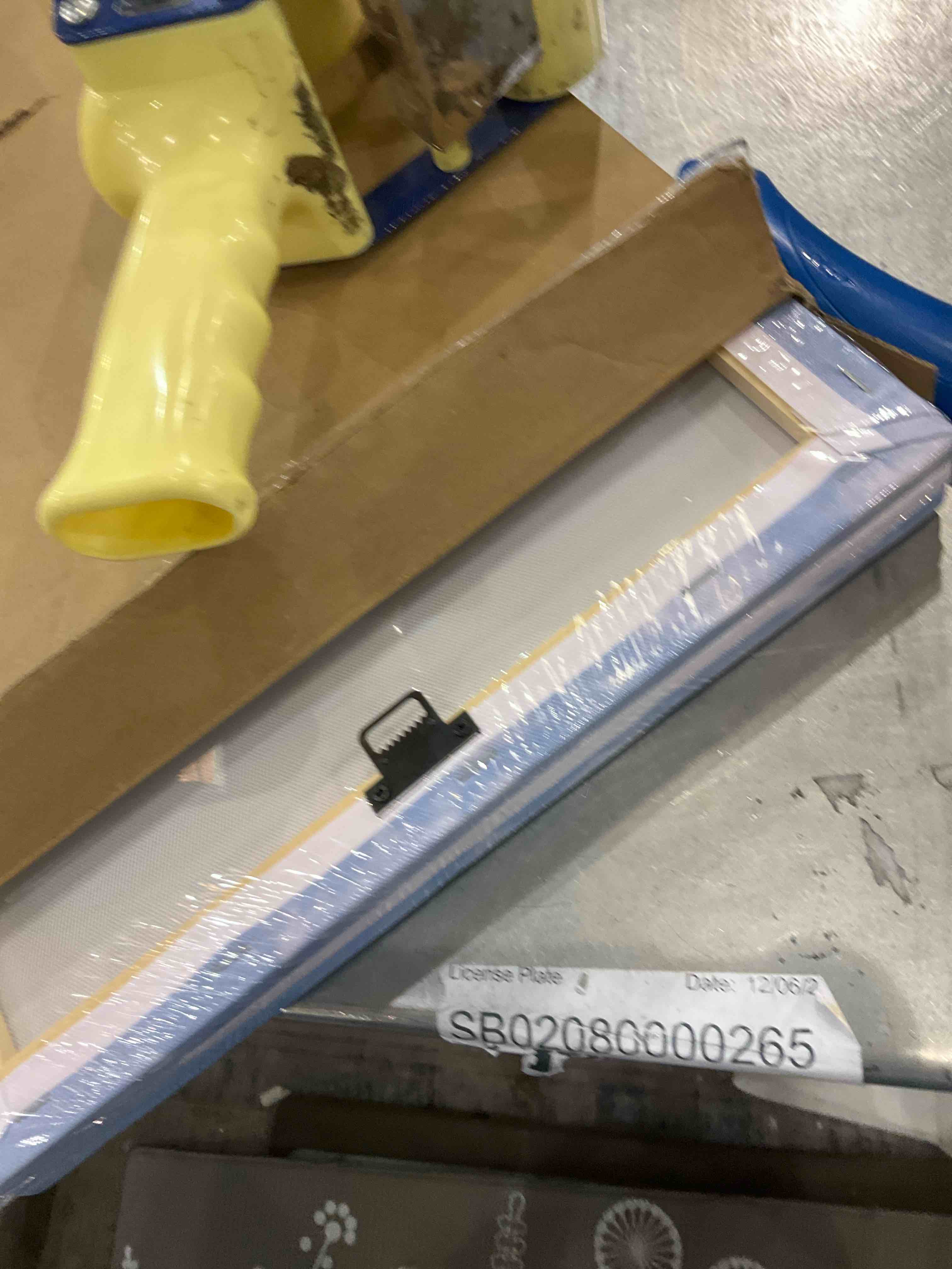 https://s3.amazonaws.com/lotting-images-prod/bidfta/EXS00774878_1701960021194.jpeg