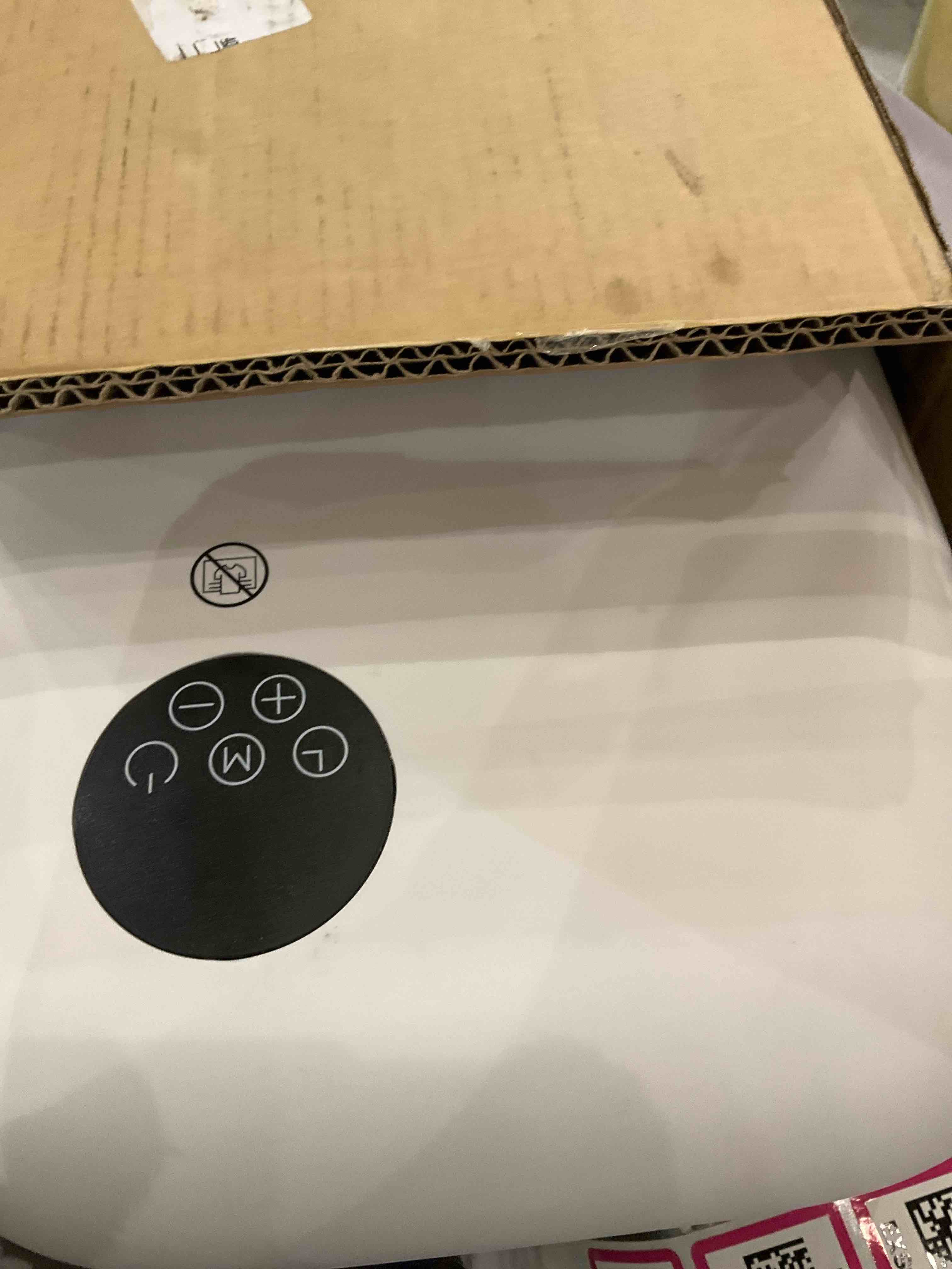 https://s3.amazonaws.com/lotting-images-prod/bidfta/EXS00774963_1701978631795.jpeg