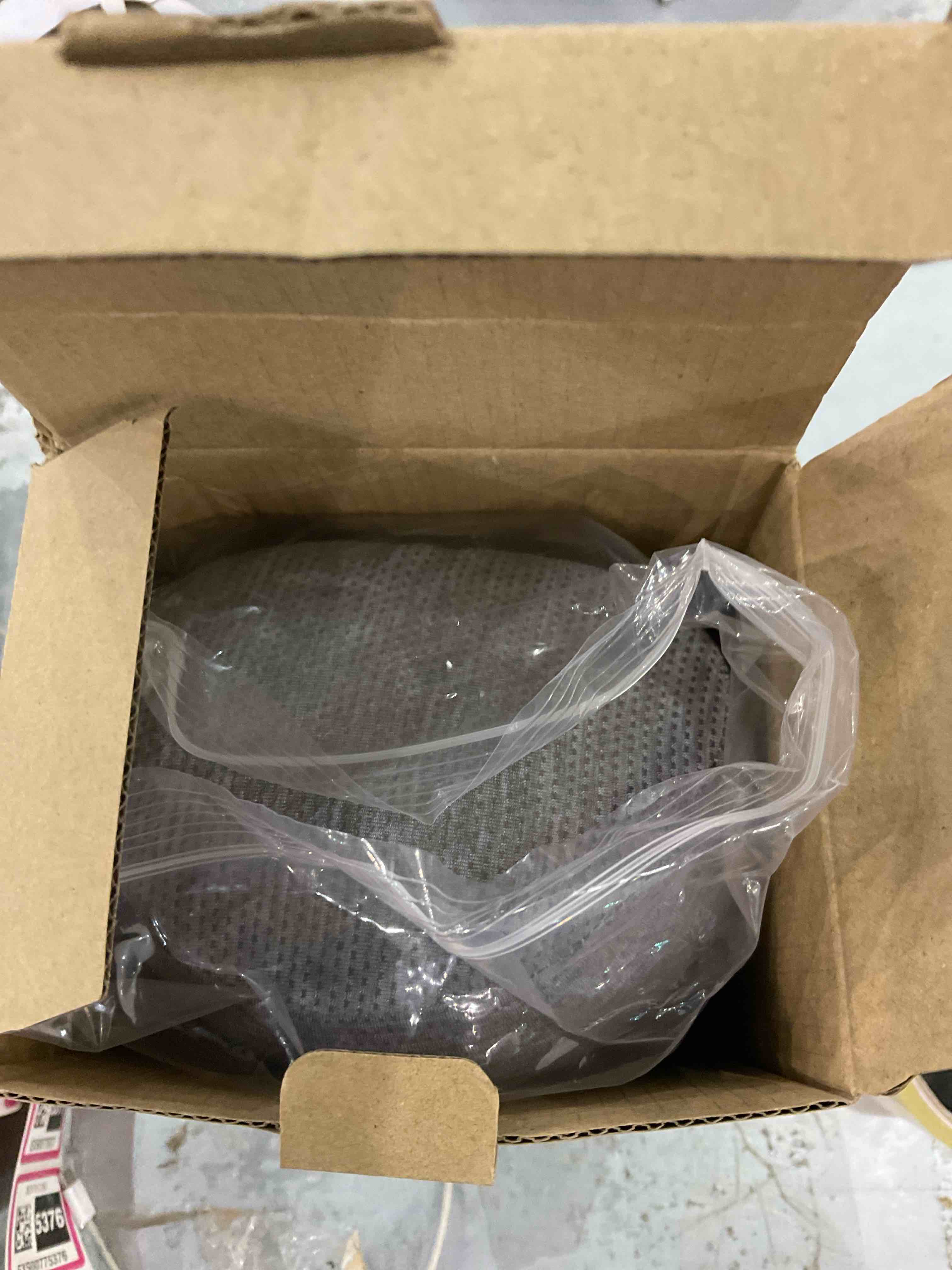 https://s3.amazonaws.com/lotting-images-prod/bidfta/EXS00775375_1702471698054.jpeg