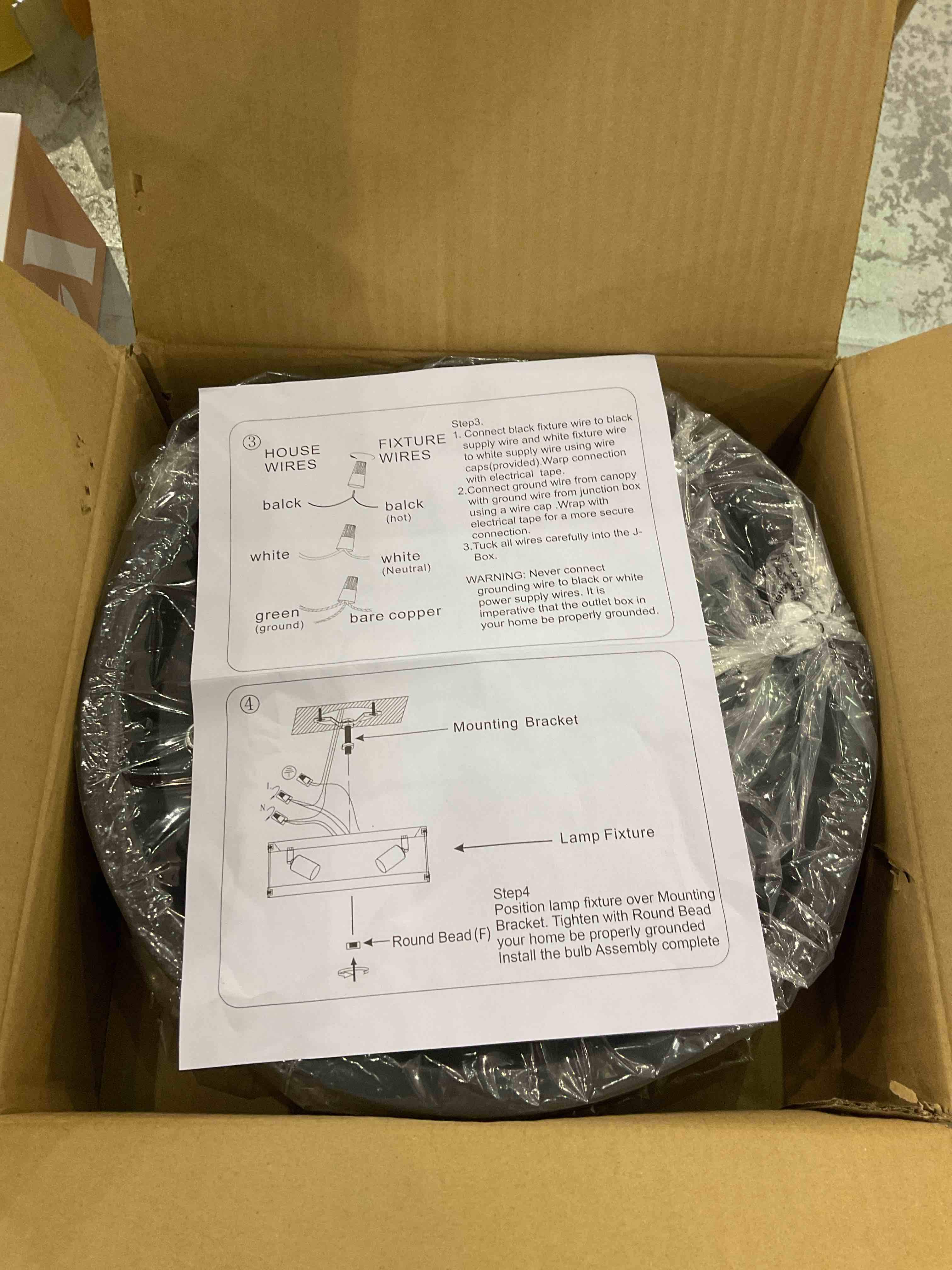 https://s3.amazonaws.com/lotting-images-prod/bidfta/EXS00775400_1702474744575.jpeg