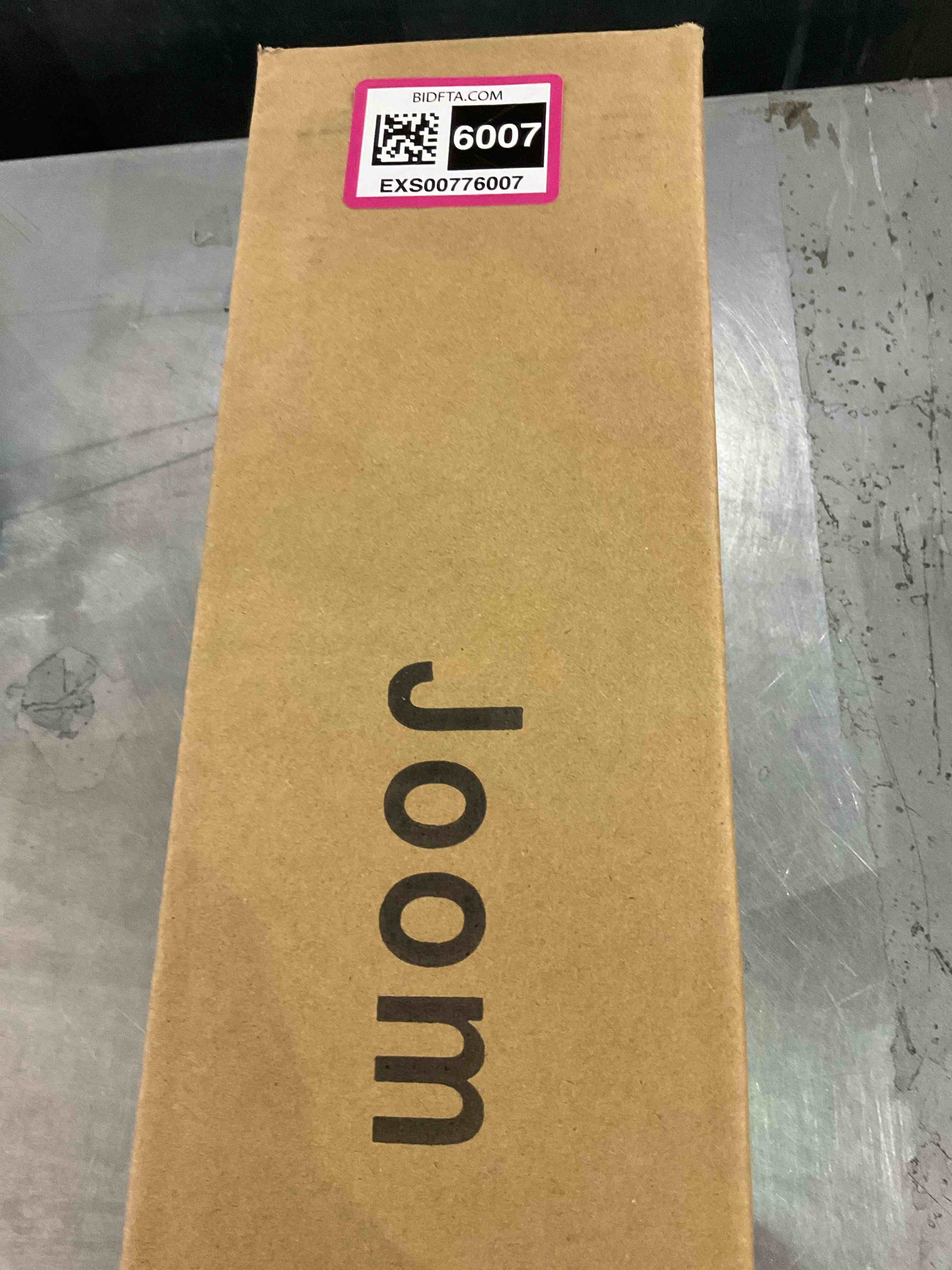https://s3.amazonaws.com/lotting-images-prod/bidfta/EXS00776007_1701778676552.jpeg