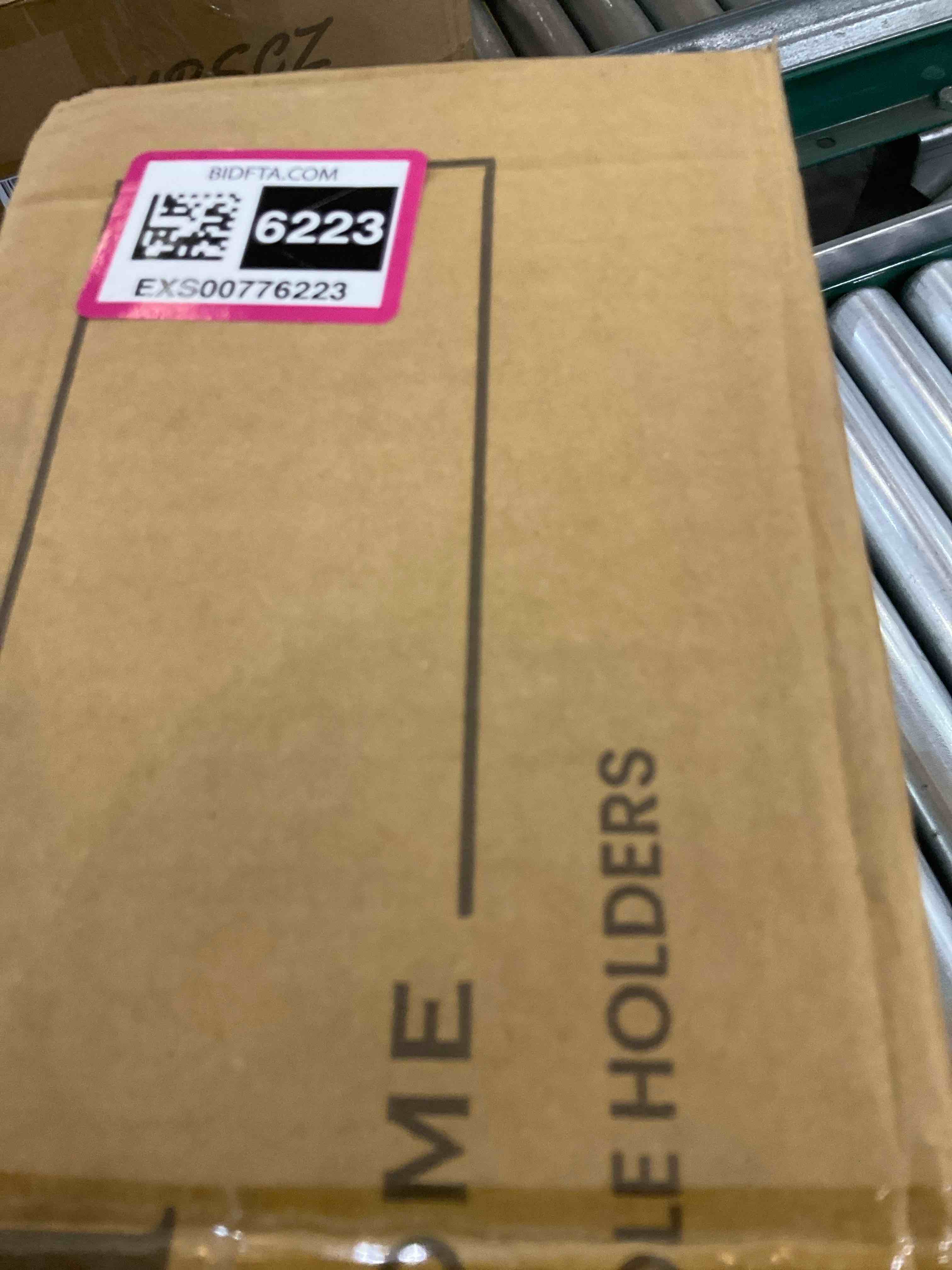 https://s3.amazonaws.com/lotting-images-prod/bidfta/EXS00776223_1701804869411.jpeg