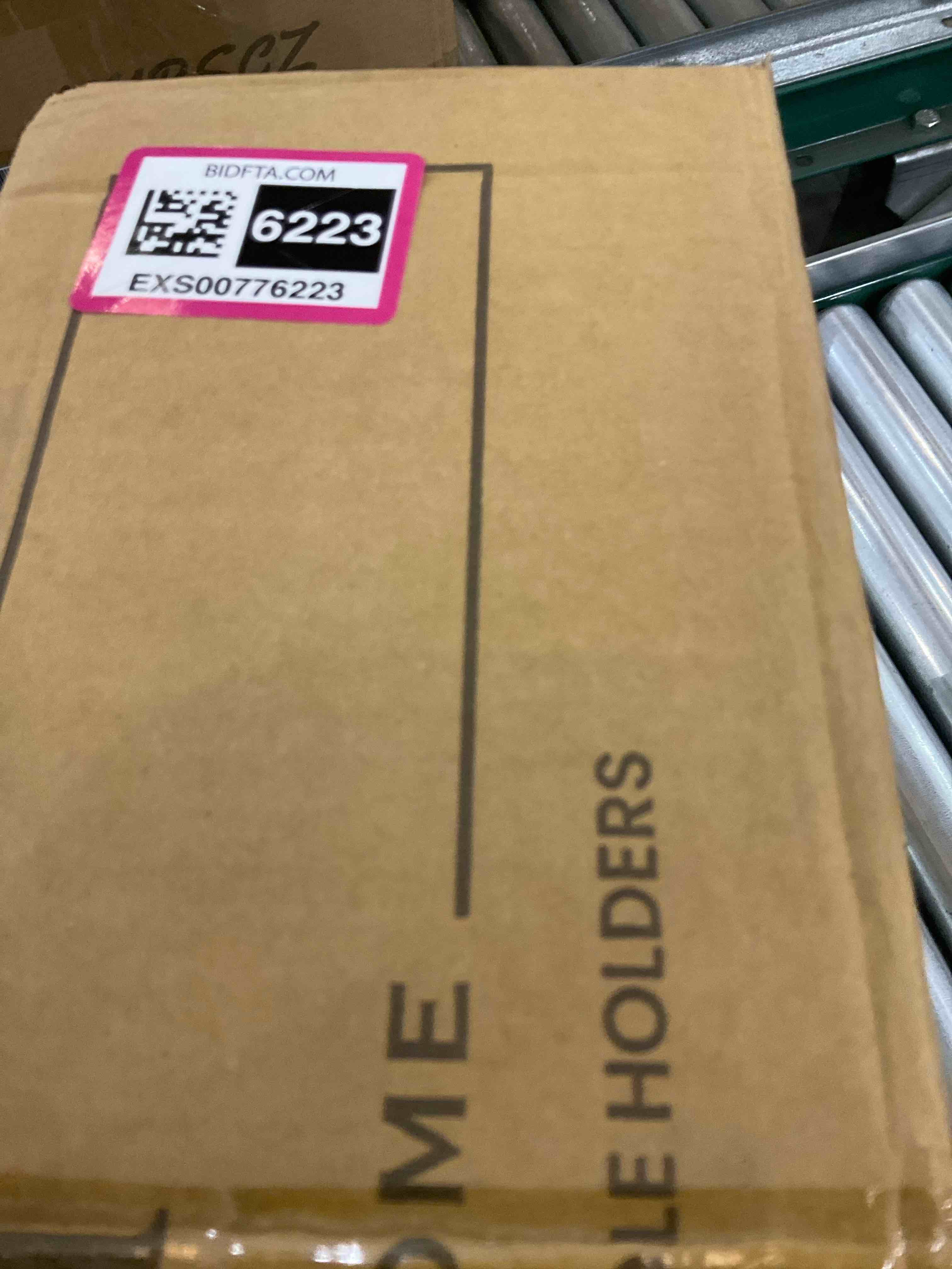 https://s3.amazonaws.com/lotting-images-prod/bidfta/EXS00776223_1701804870392.jpeg