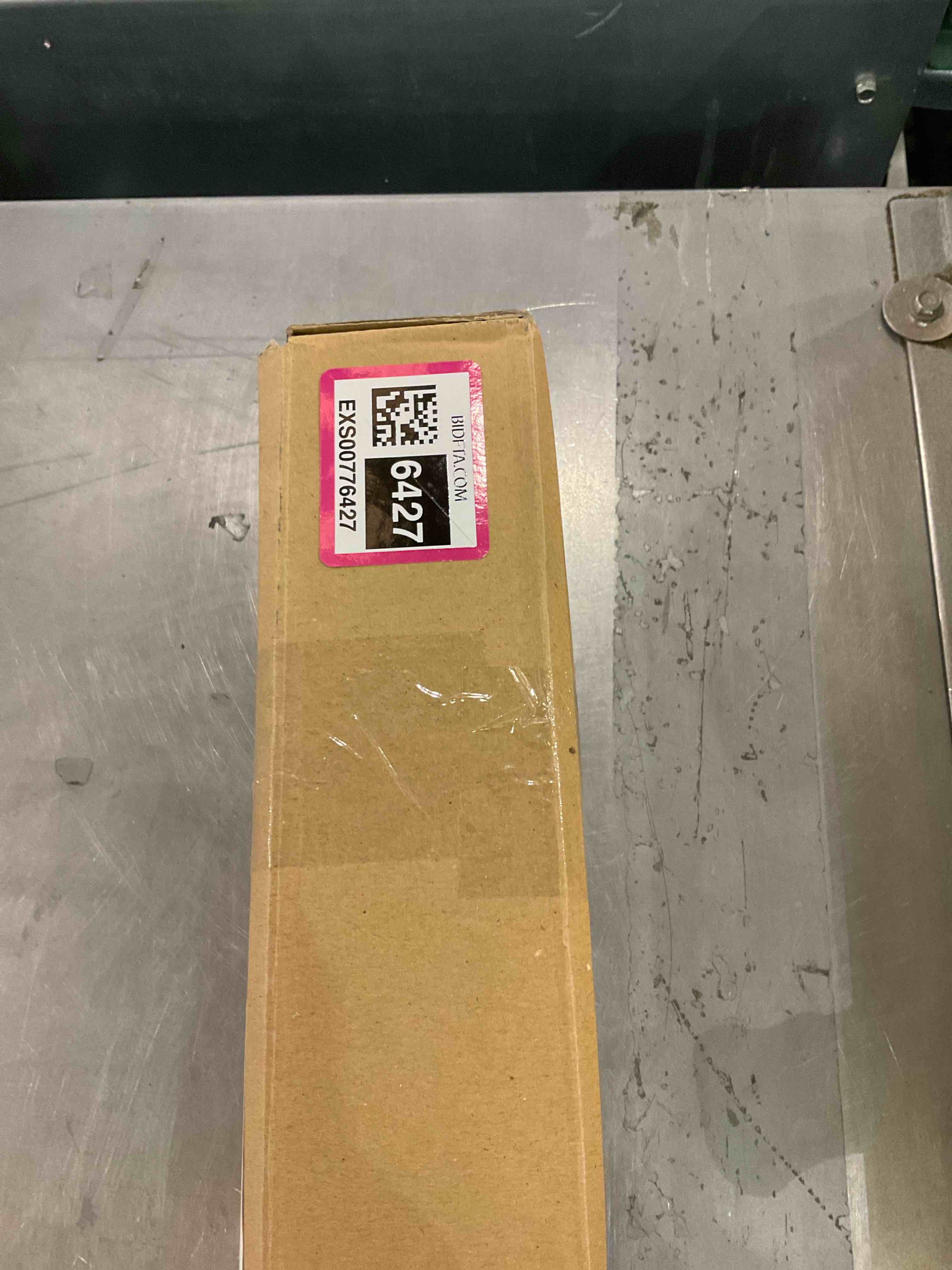 https://s3.amazonaws.com/lotting-images-prod/bidfta/EXS00776427_1701886160768.jpeg