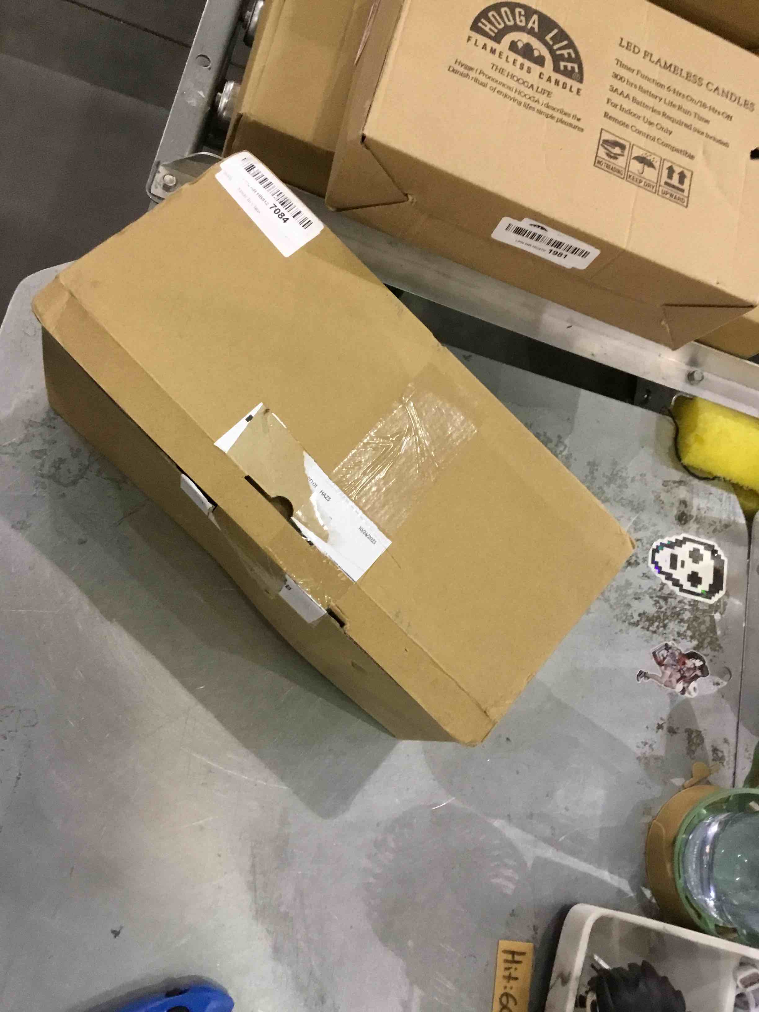 https://s3.amazonaws.com/lotting-images-prod/bidfta/EXS00776525_1701790361714.jpeg