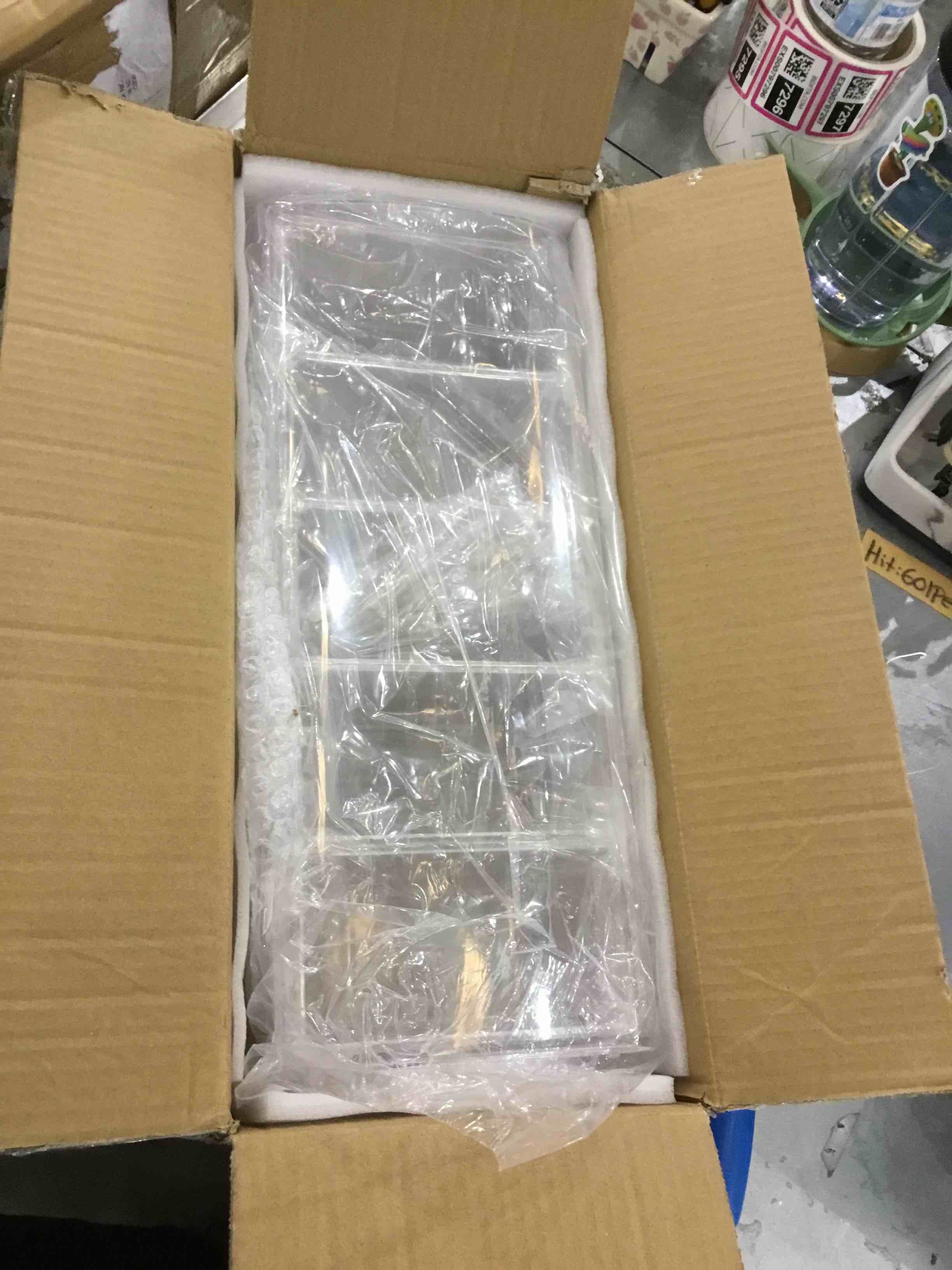 https://s3.amazonaws.com/lotting-images-prod/bidfta/EXS00776565_1701794378775.jpeg