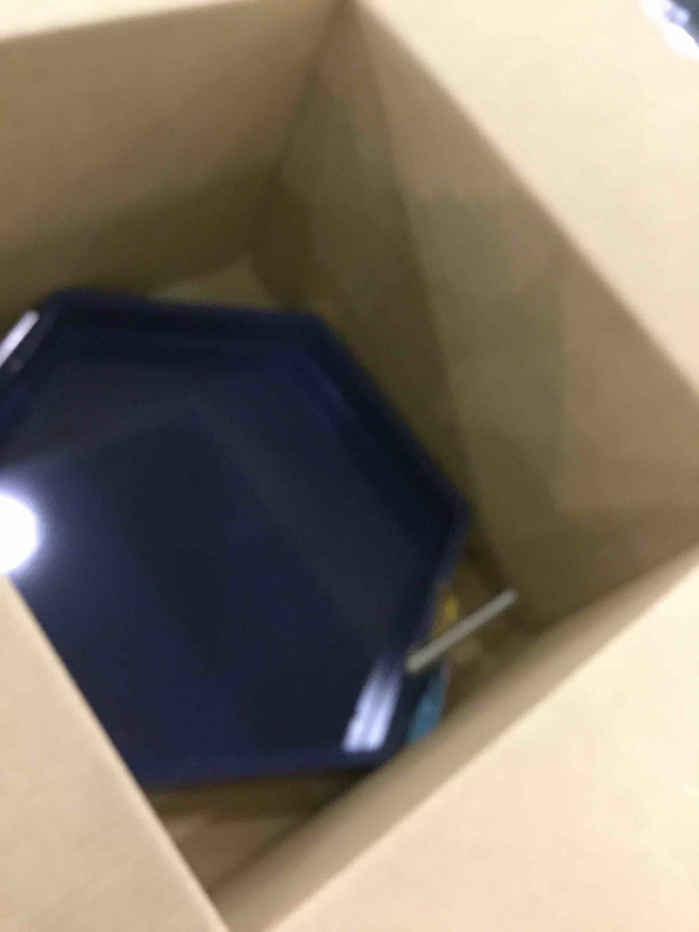 https://s3.amazonaws.com/lotting-images-prod/bidfta/EXS00776627_1701868660115.jpeg