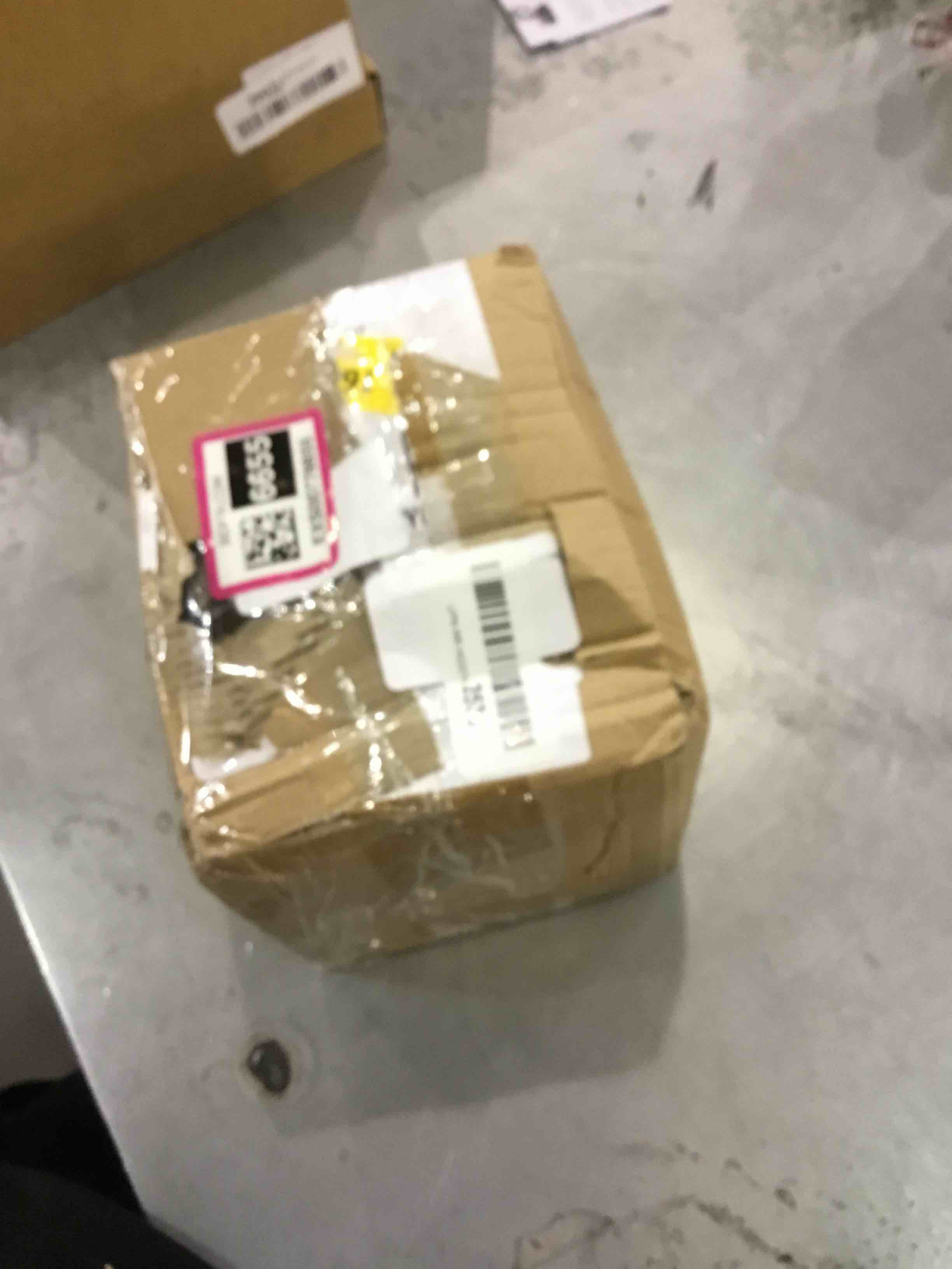 https://s3.amazonaws.com/lotting-images-prod/bidfta/EXS00776655_1701870889652.jpeg
