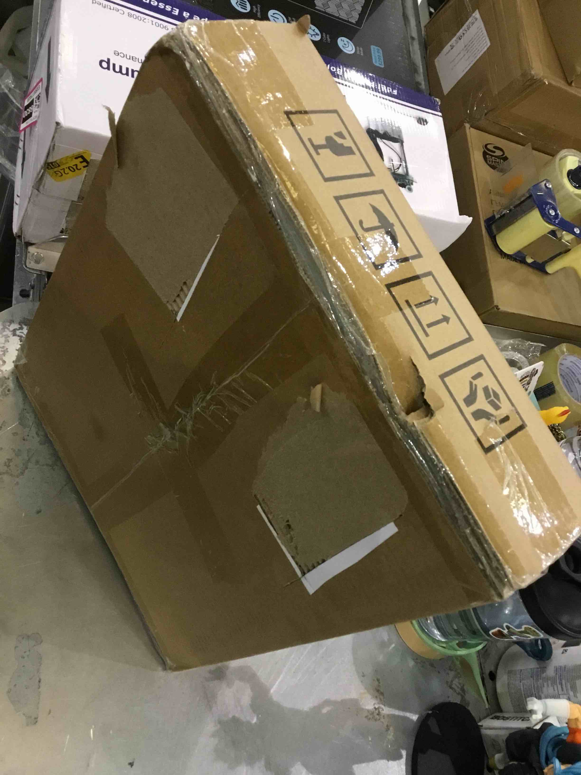 https://s3.amazonaws.com/lotting-images-prod/bidfta/EXS00776833_1701890914386.jpeg