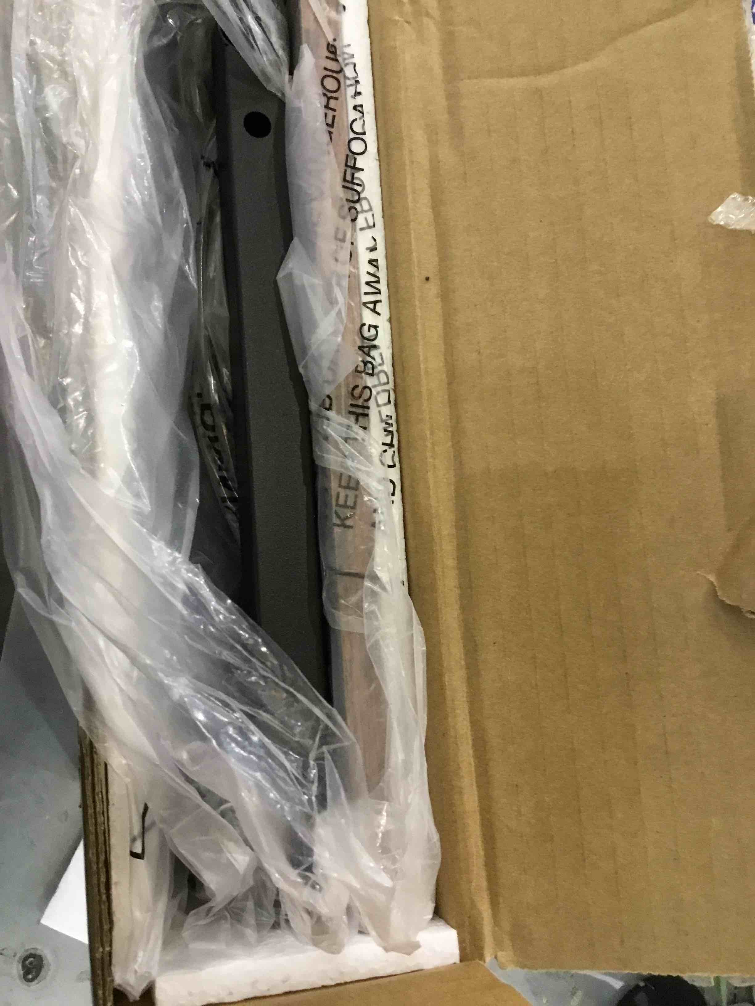 https://s3.amazonaws.com/lotting-images-prod/bidfta/EXS00776833_1701890941343.jpeg