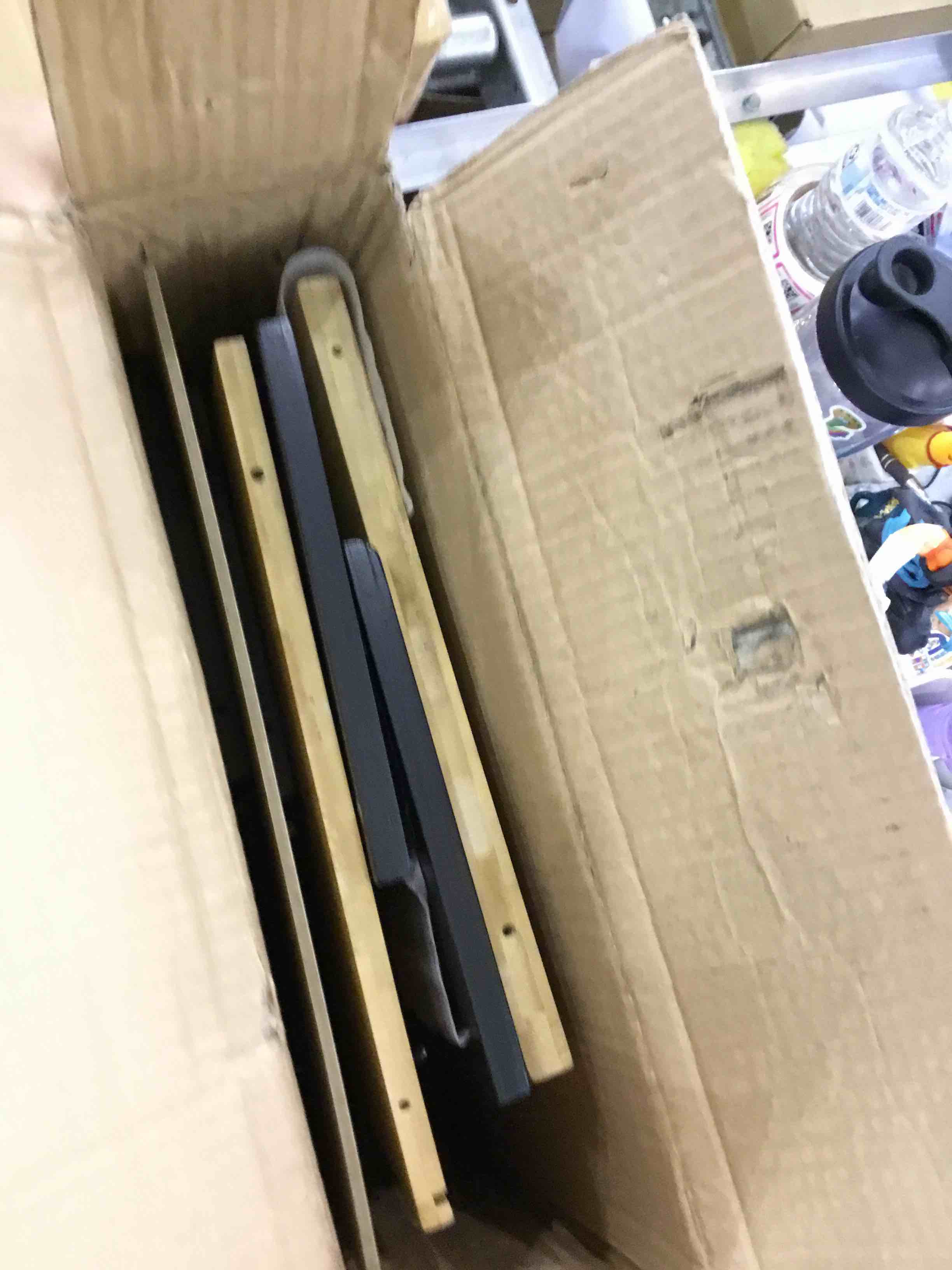https://s3.amazonaws.com/lotting-images-prod/bidfta/EXS00776965_1701961082910.jpeg