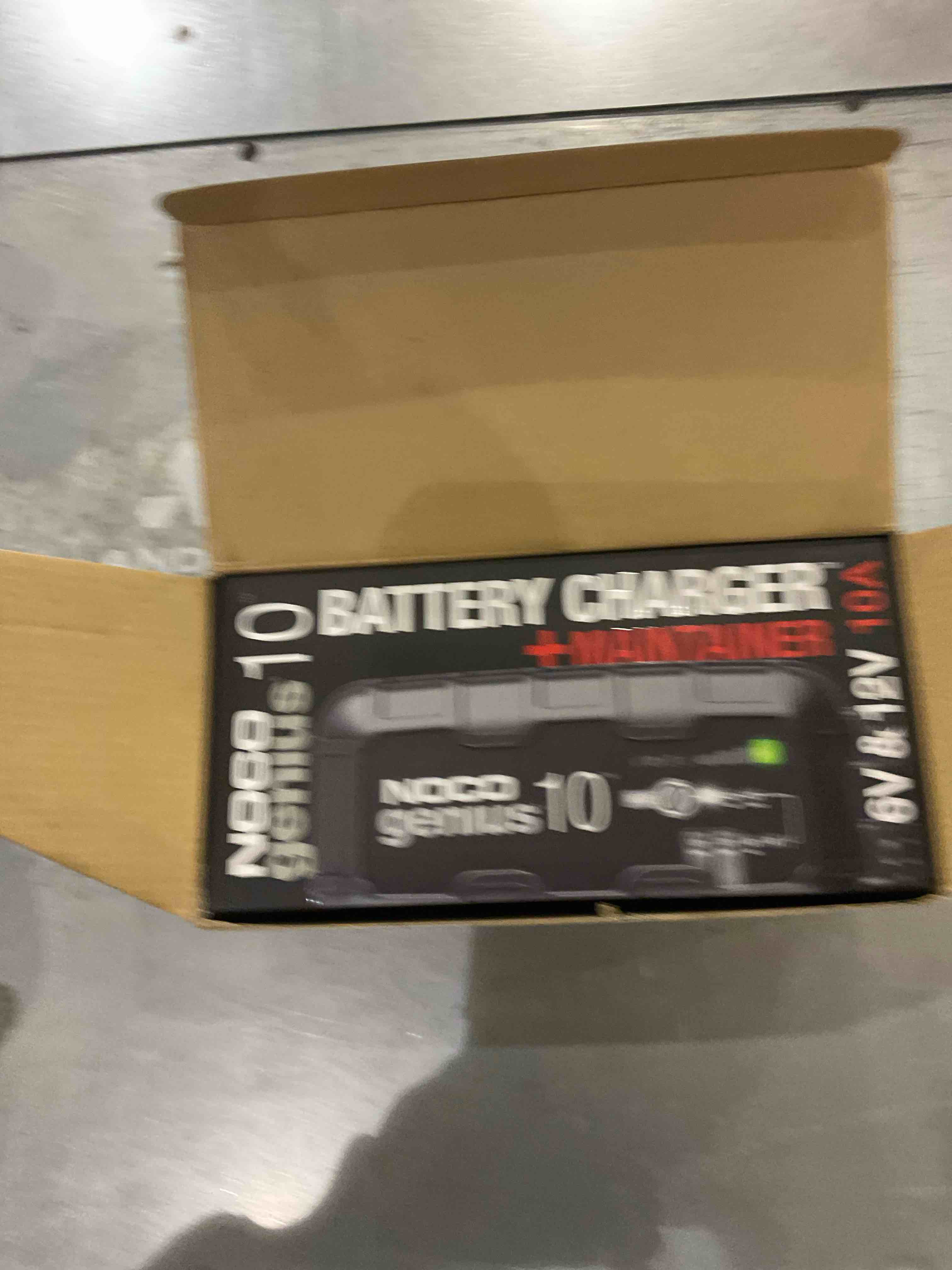 https://s3.amazonaws.com/lotting-images-prod/bidfta/EXS00777006_1701868774418.jpeg