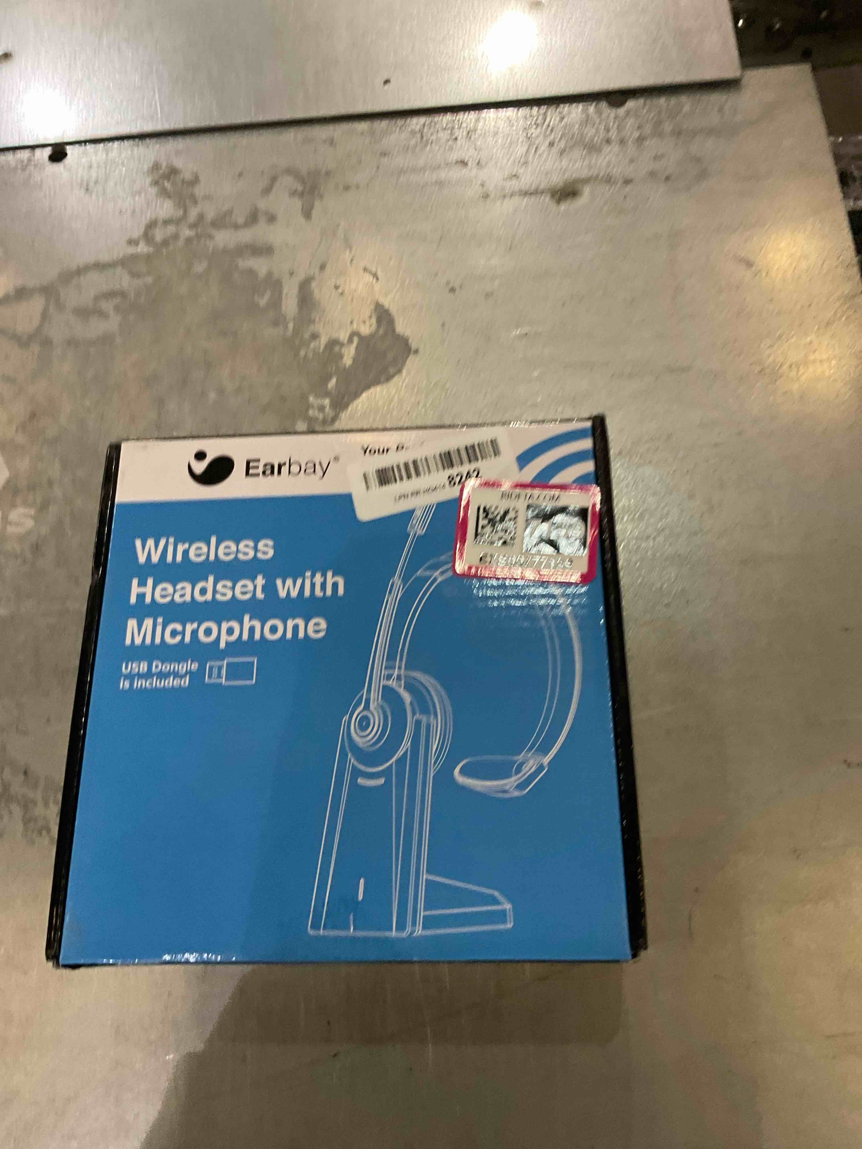 https://s3.amazonaws.com/lotting-images-prod/bidfta/EXS00777139_1701891124999.jpeg