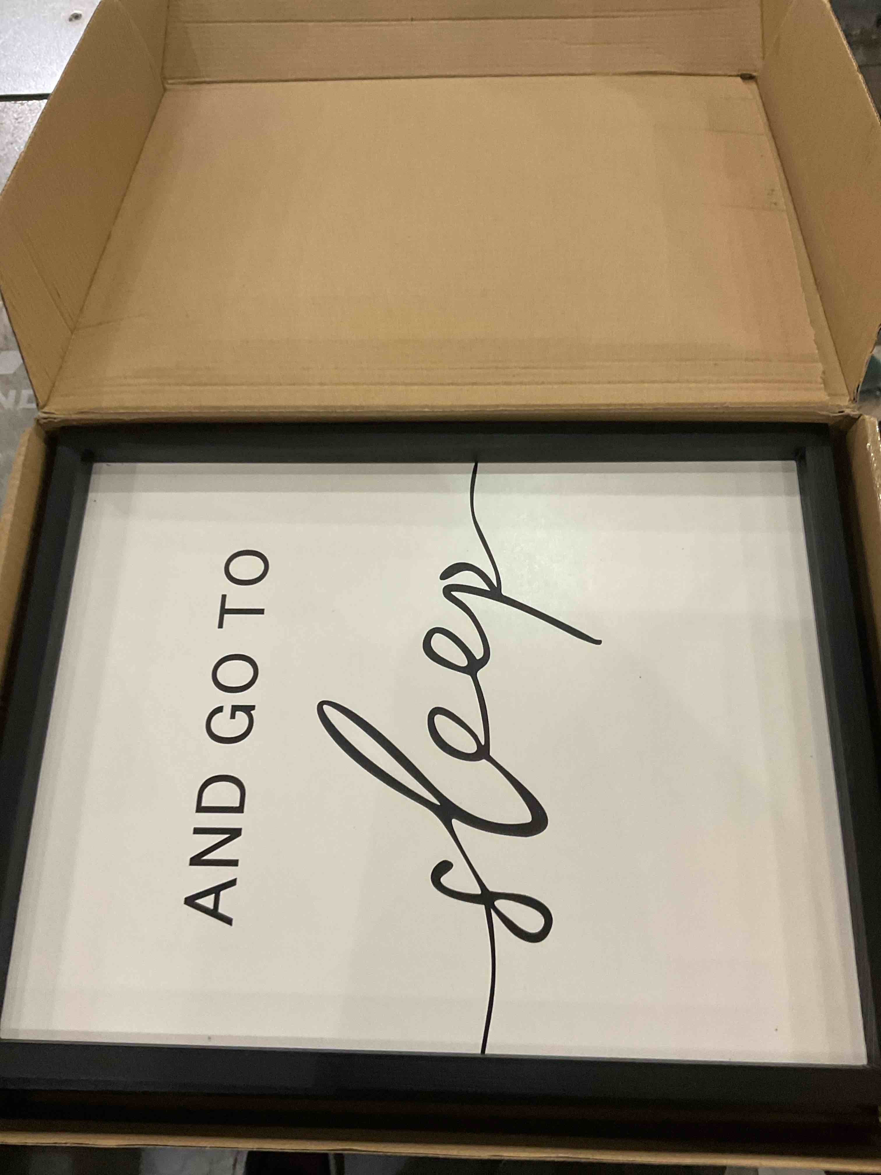 https://s3.amazonaws.com/lotting-images-prod/bidfta/EXS00777228_1701960227921.jpeg