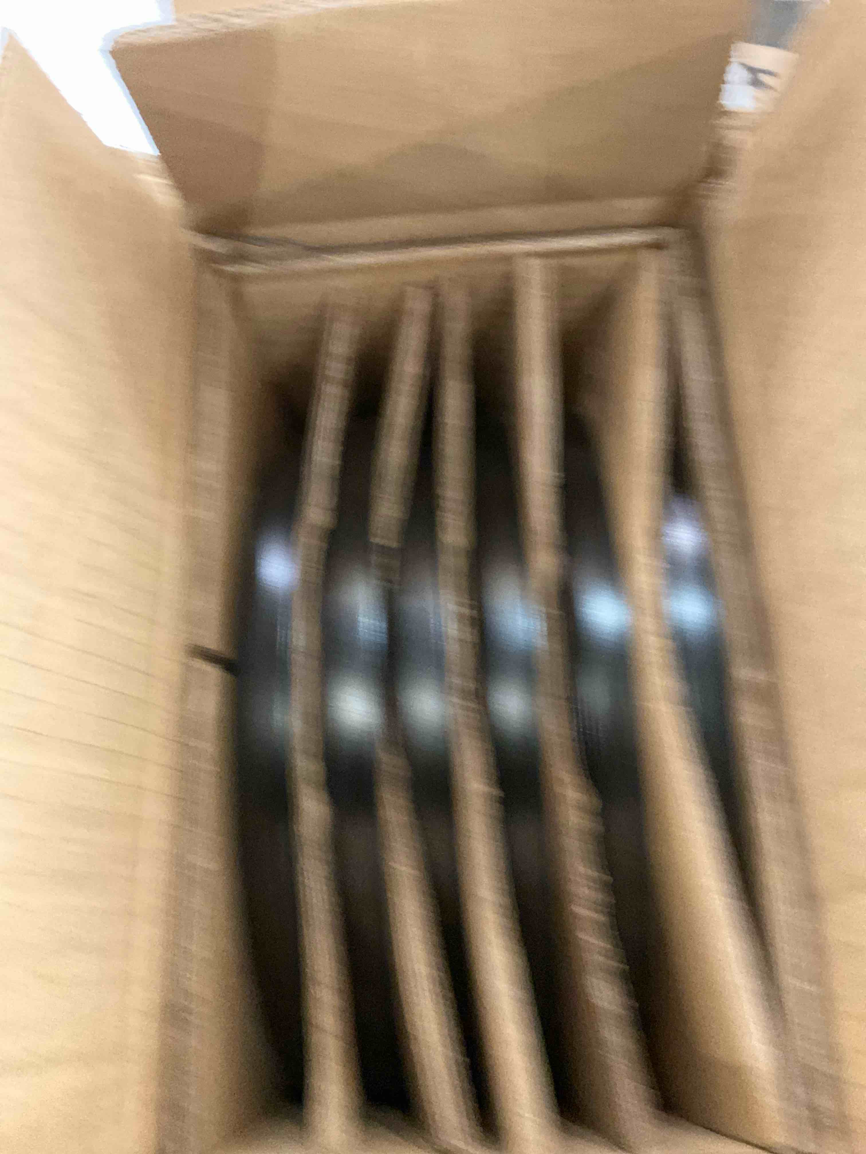 https://s3.amazonaws.com/lotting-images-prod/bidfta/EXS00777348_1701973224187.jpeg