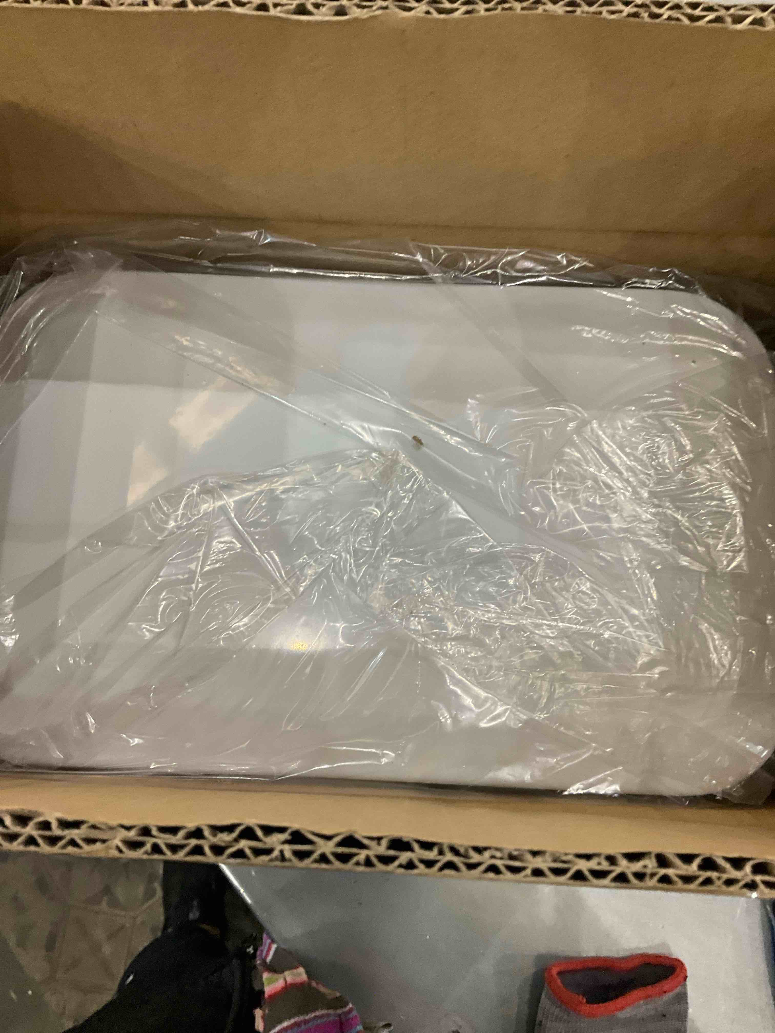 https://s3.amazonaws.com/lotting-images-prod/bidfta/EXS00778052_1701788526048.jpeg