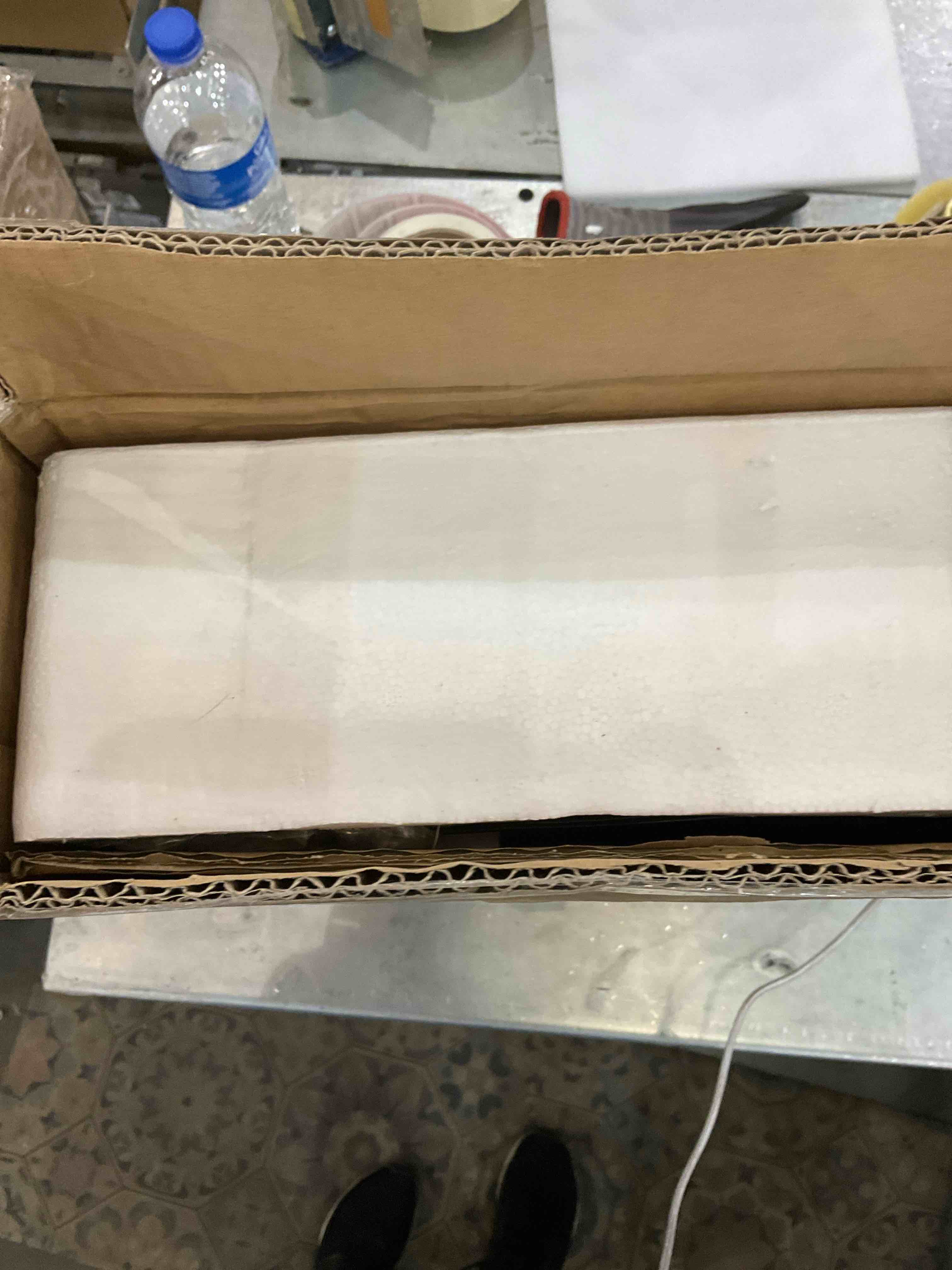 https://s3.amazonaws.com/lotting-images-prod/bidfta/EXS00778104_1701806258861.jpeg