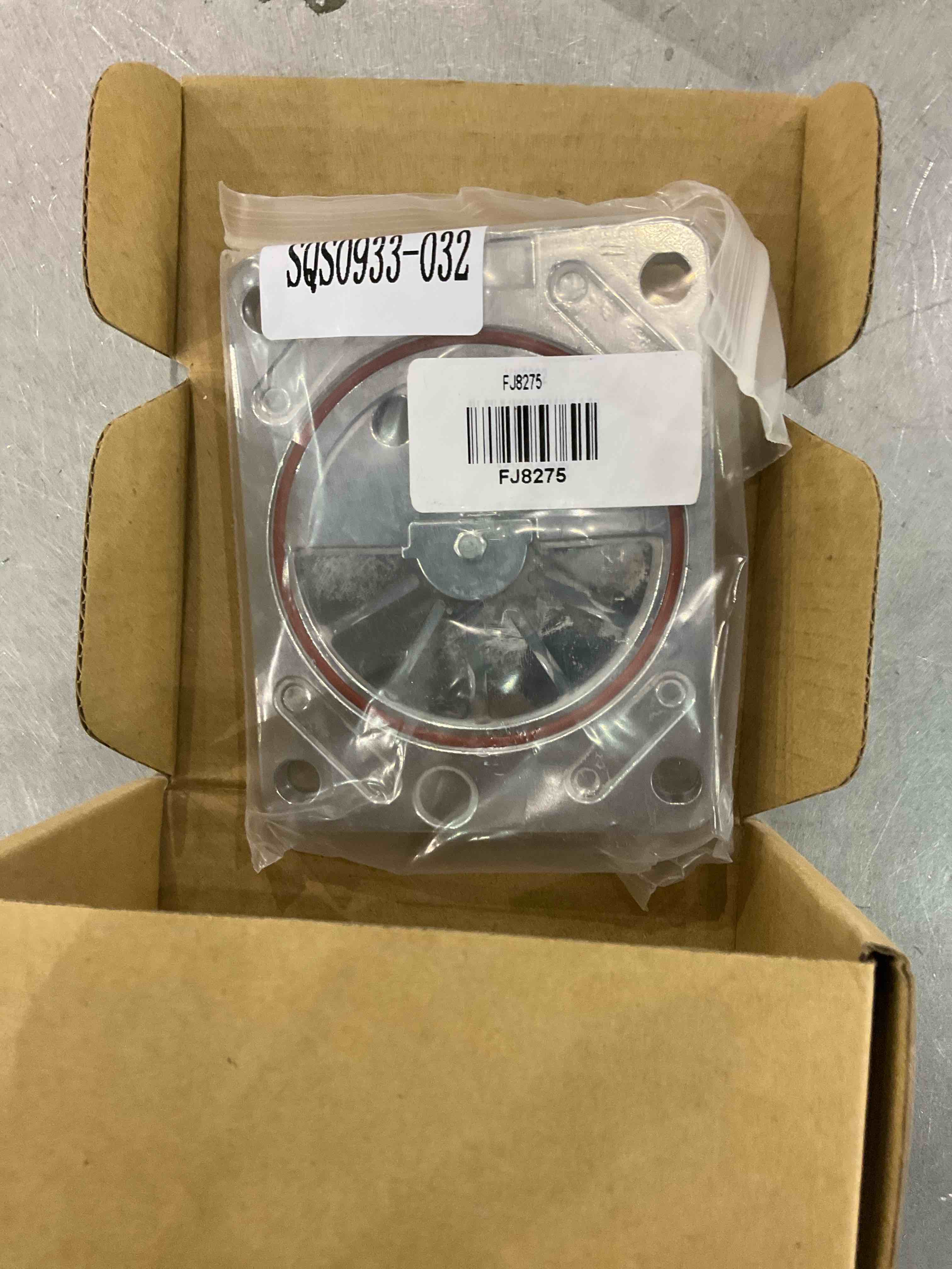 https://s3.amazonaws.com/lotting-images-prod/bidfta/EXS00778379_1702385632149.jpeg