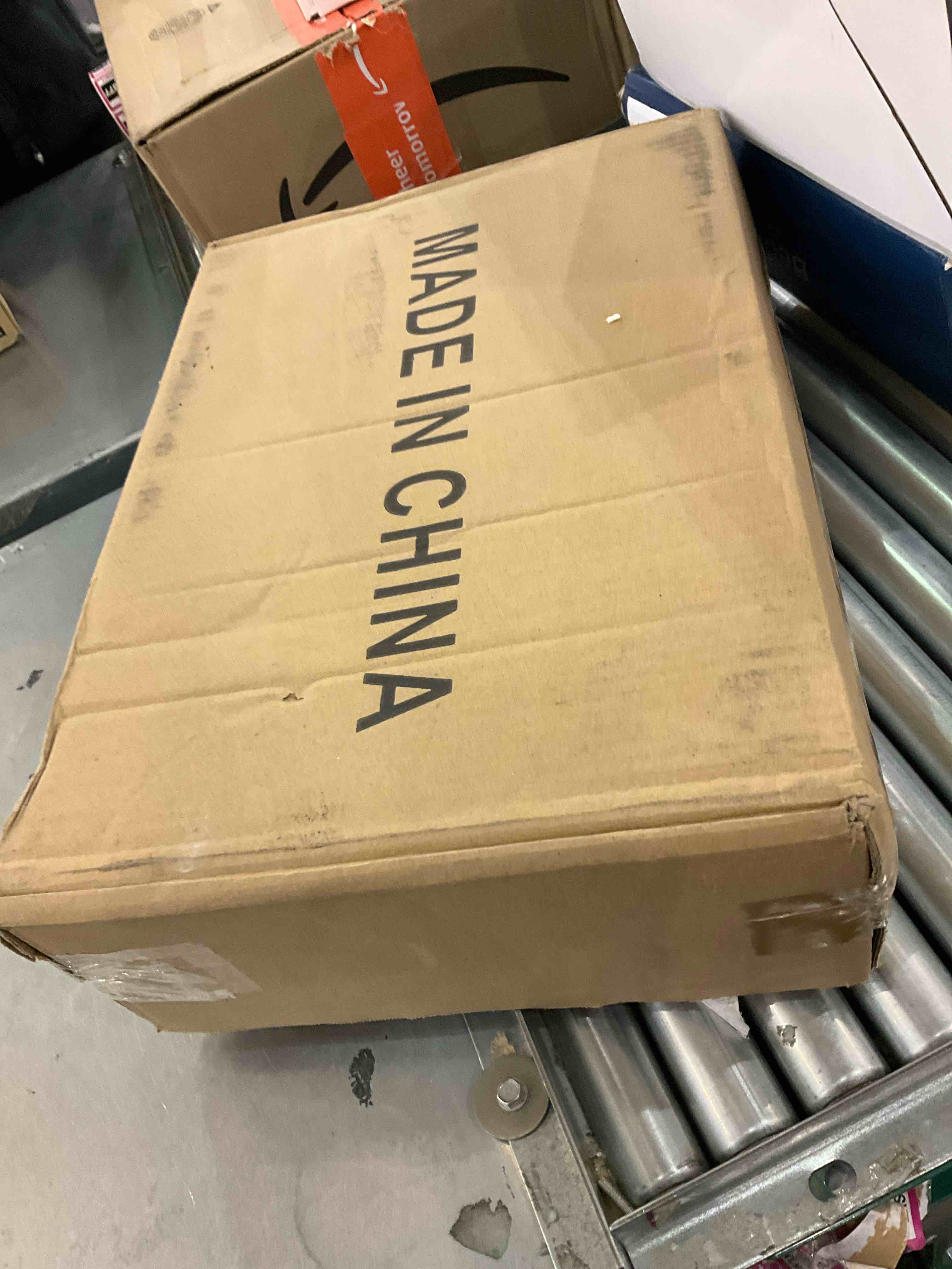 https://s3.amazonaws.com/lotting-images-prod/bidfta/EXS00778640_1701787313830.jpeg