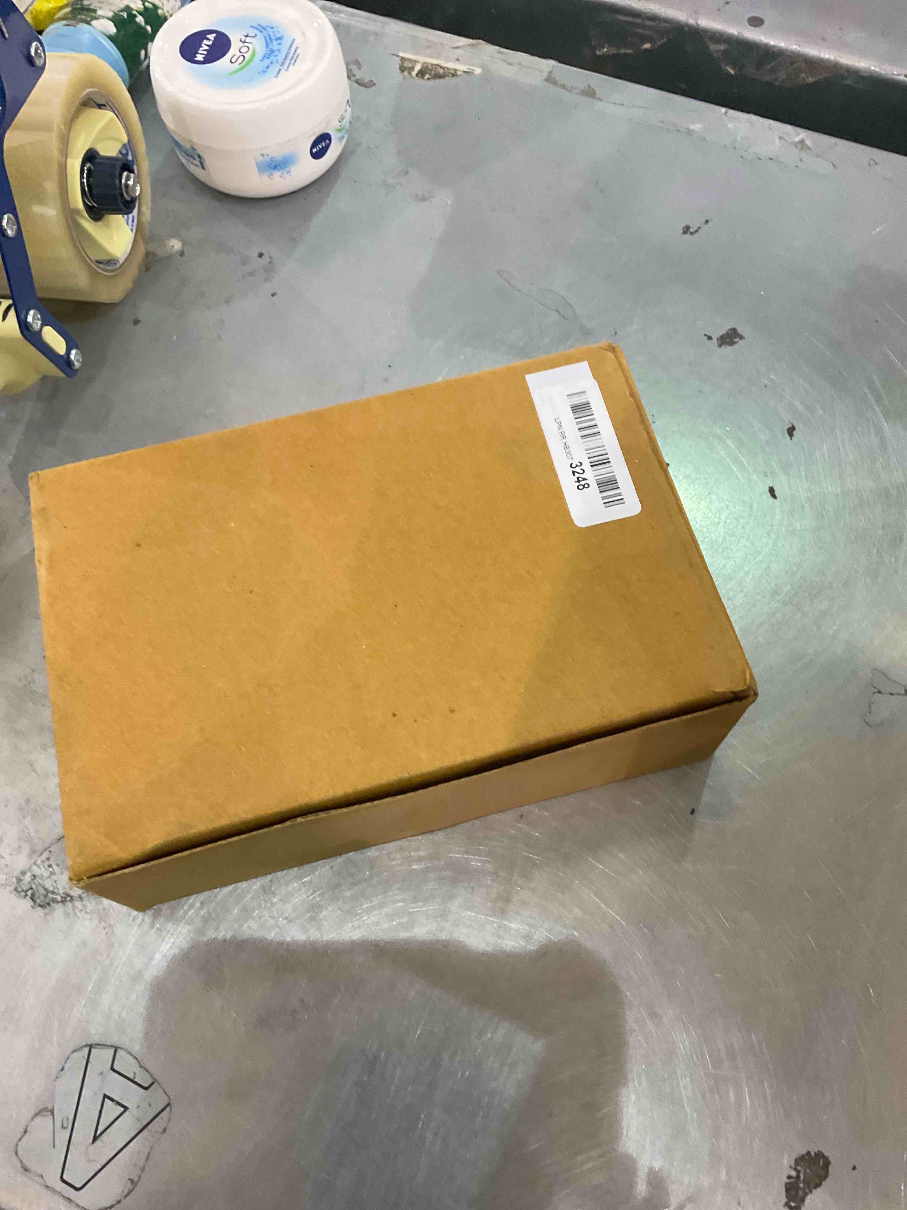 https://s3.amazonaws.com/lotting-images-prod/bidfta/EXS00778665_1701790212069.jpeg