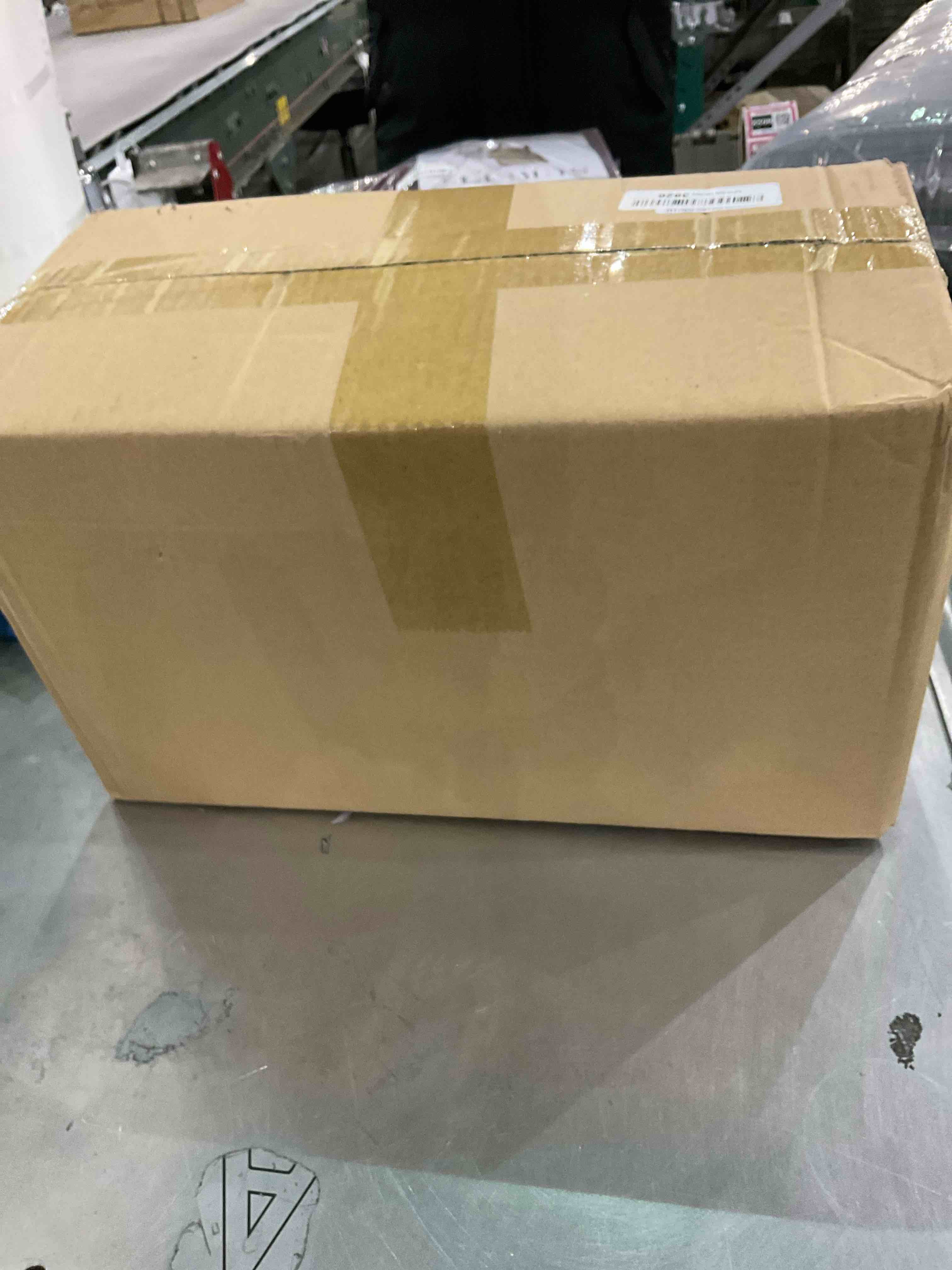 https://s3.amazonaws.com/lotting-images-prod/bidfta/EXS00778794_1701866737227.jpeg
