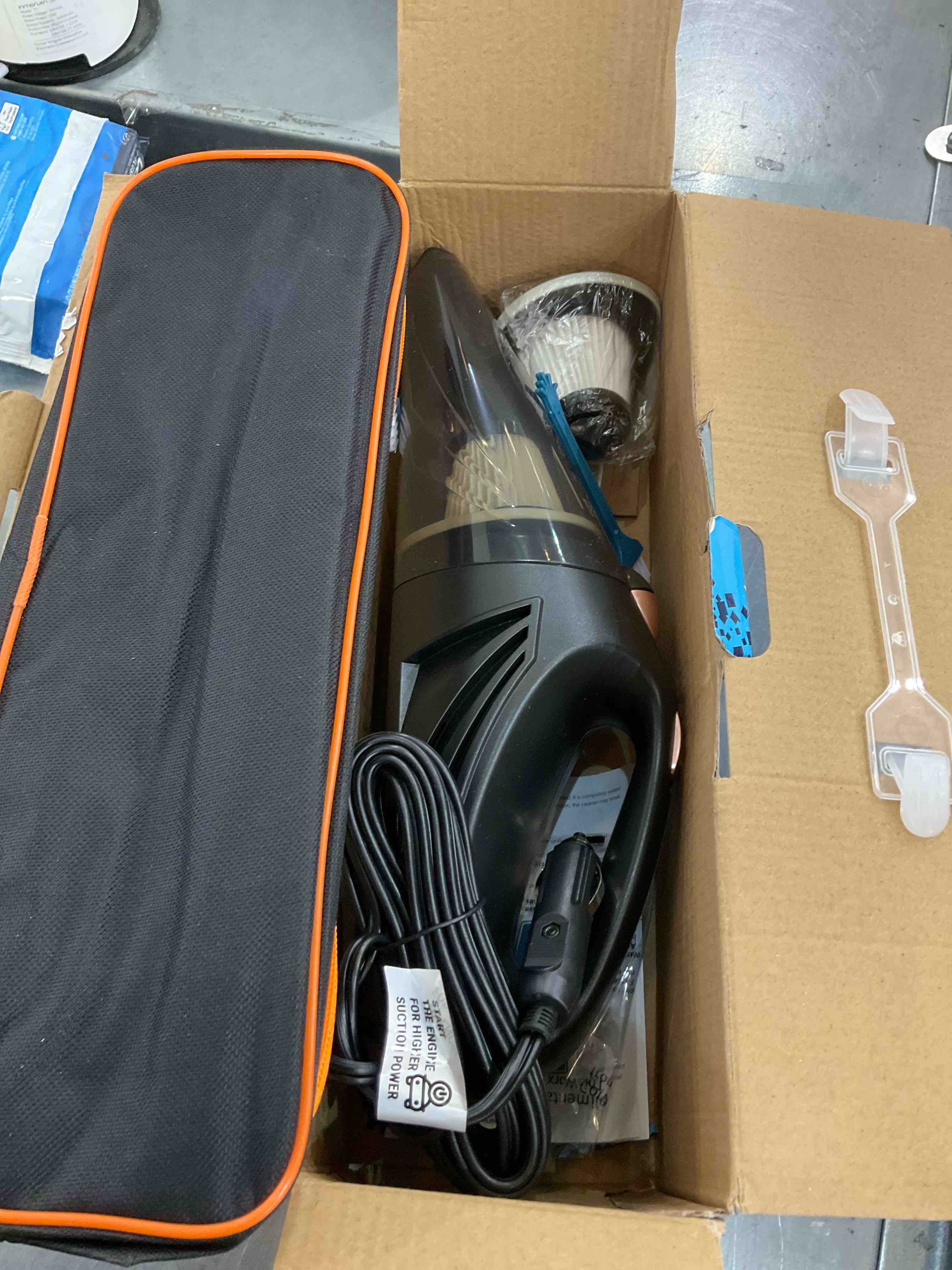 https://s3.amazonaws.com/lotting-images-prod/bidfta/EXS00778909_1701886912510.jpeg