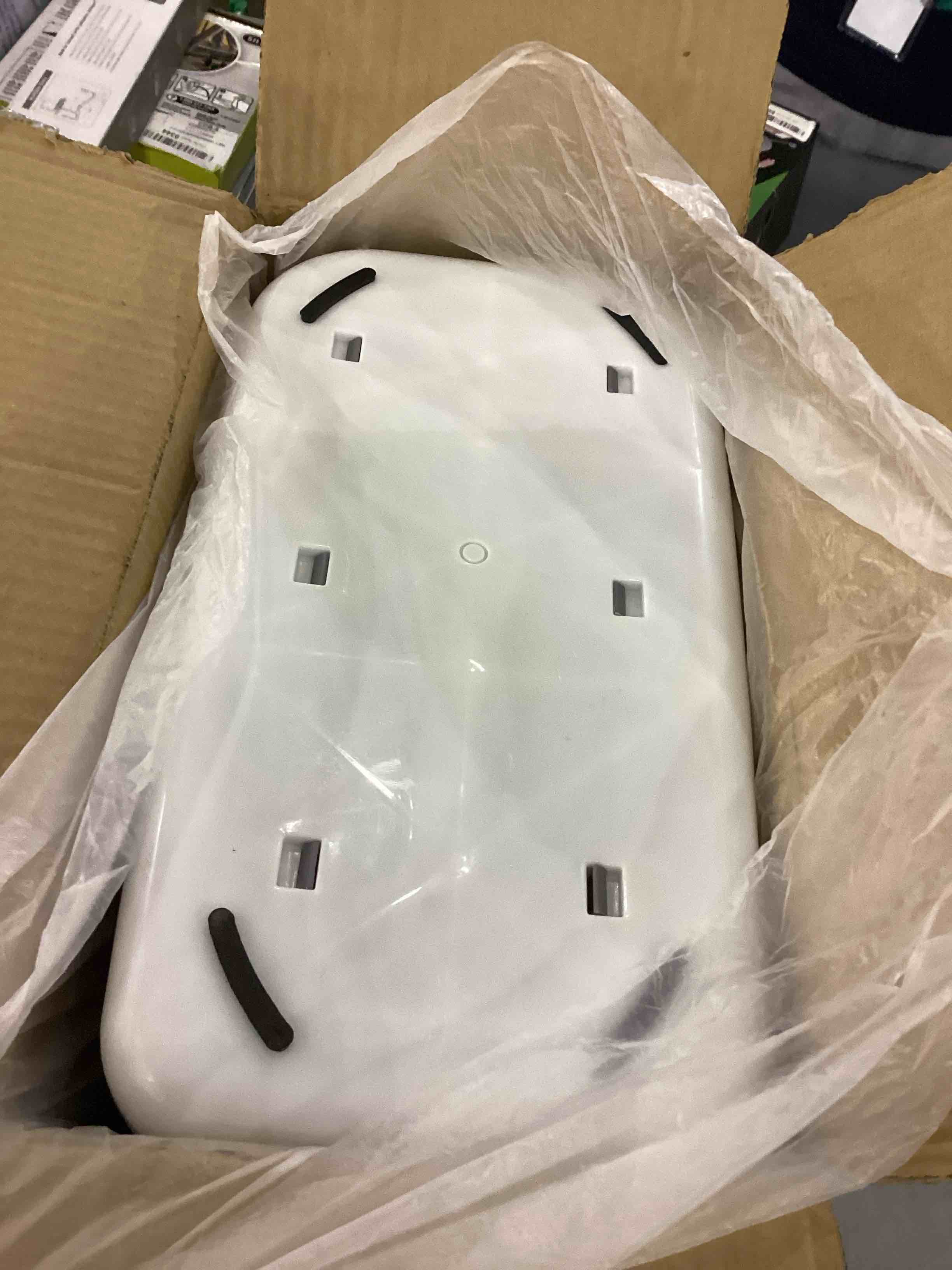 https://s3.amazonaws.com/lotting-images-prod/bidfta/EXS00779381_1702988956615.jpeg